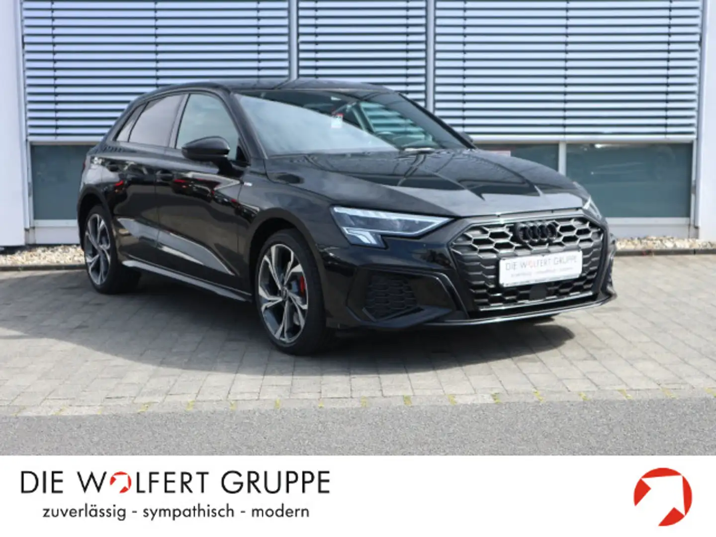 Audi A3 45 TFSI e S line PANO*RFK*ACC*SHZ Schwarz - 1