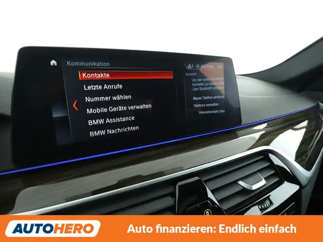 BMW 5 Series view 24