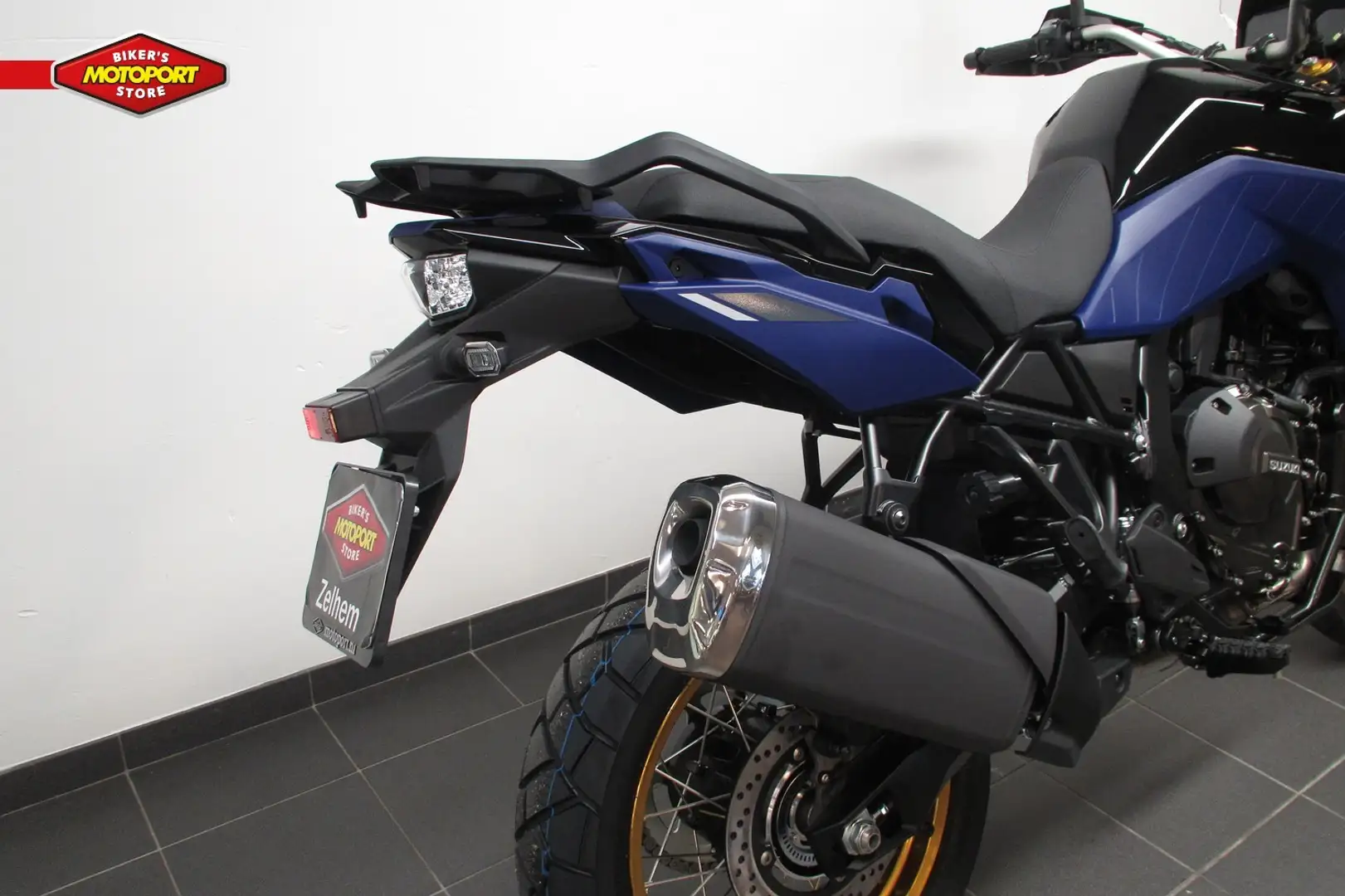 Suzuki V-Strom 800DE Černá - 2