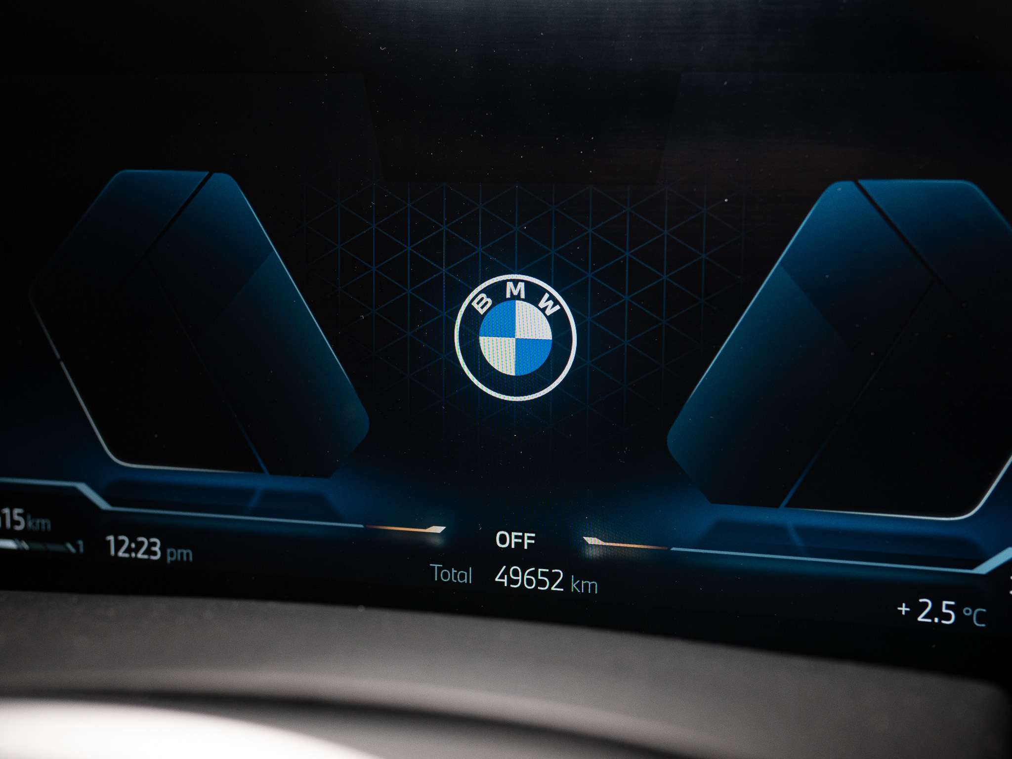 used 2025 BMW X6 car, priced at $84,900