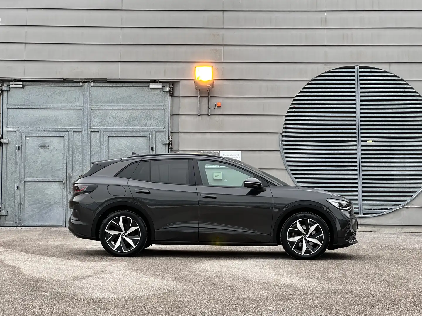 Volkswagen ID.4 GTX 220 kW 4Motion Grau - 1