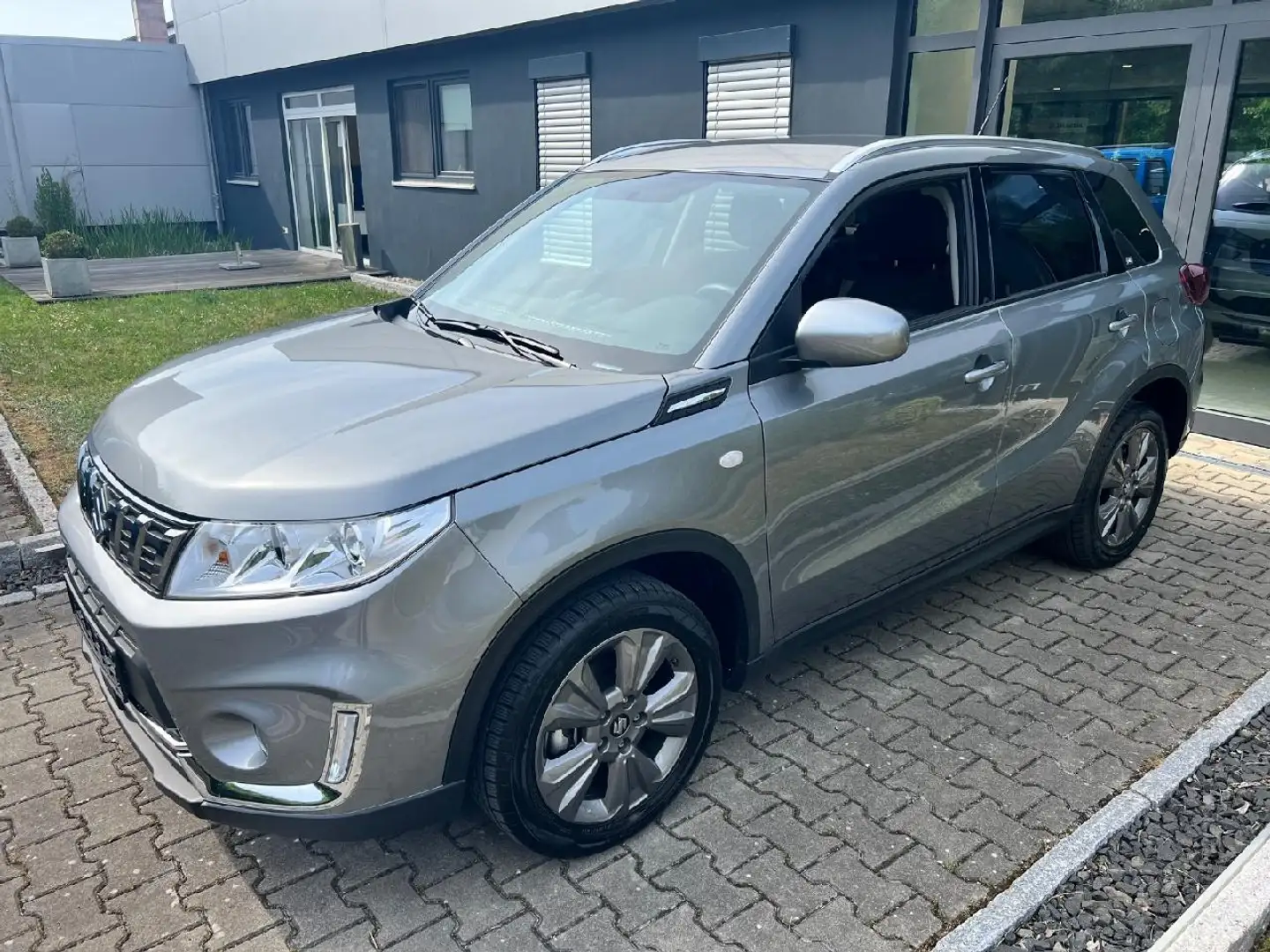 Suzuki Vitara 1.4 Comfort Gris - 1