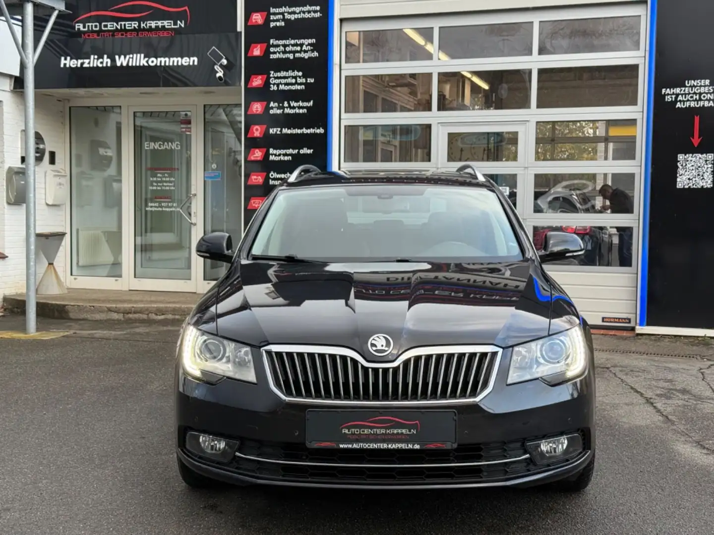 Skoda Superb 2.0 TDI Combi Best Of (AHK-Memory-NAVI) Schwarz - 2
