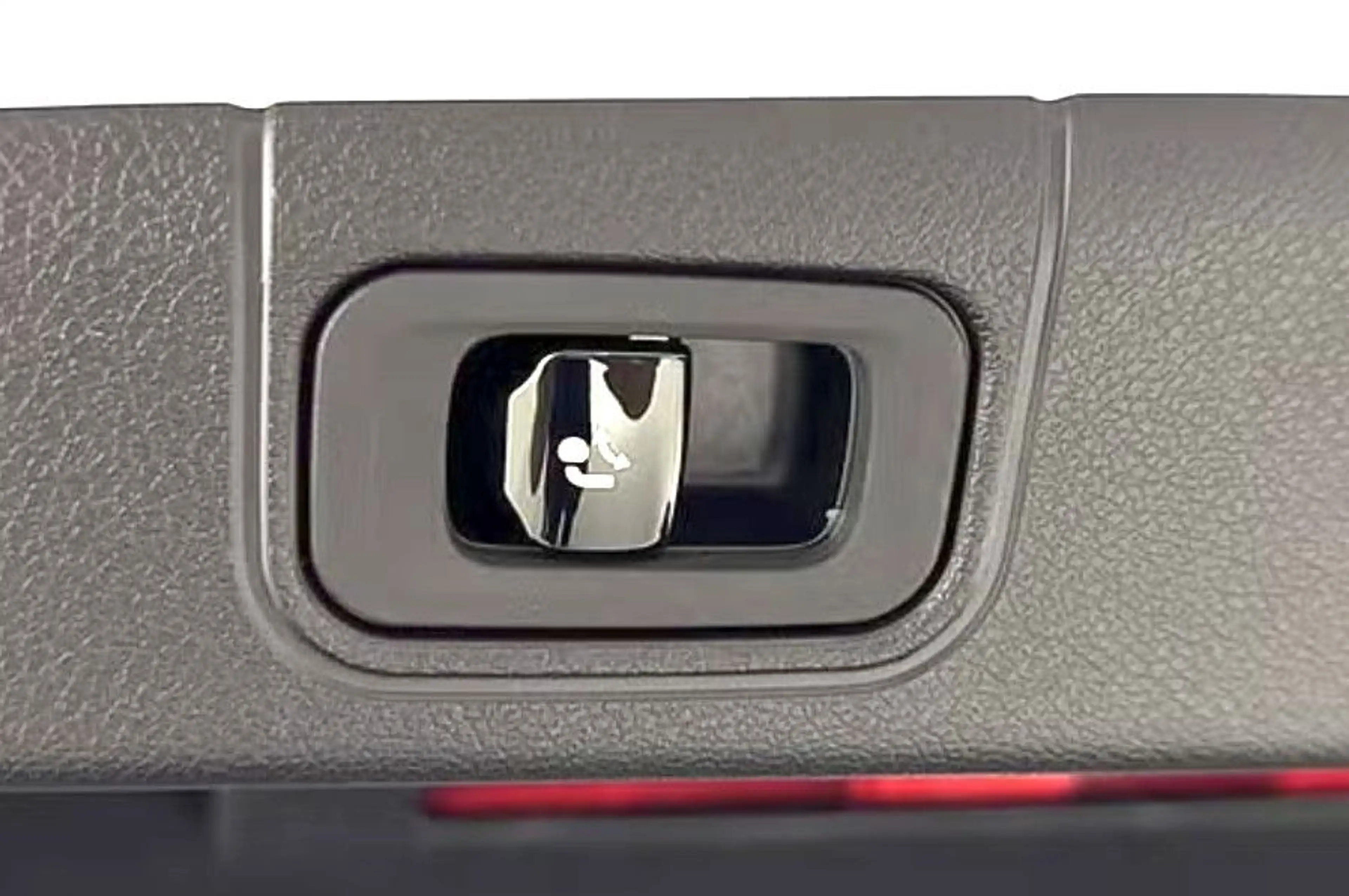 Mercedes-Benz E 400 e Lim 4M AMG HUD-20"-Pano-Superscreen-360° — photo 9
