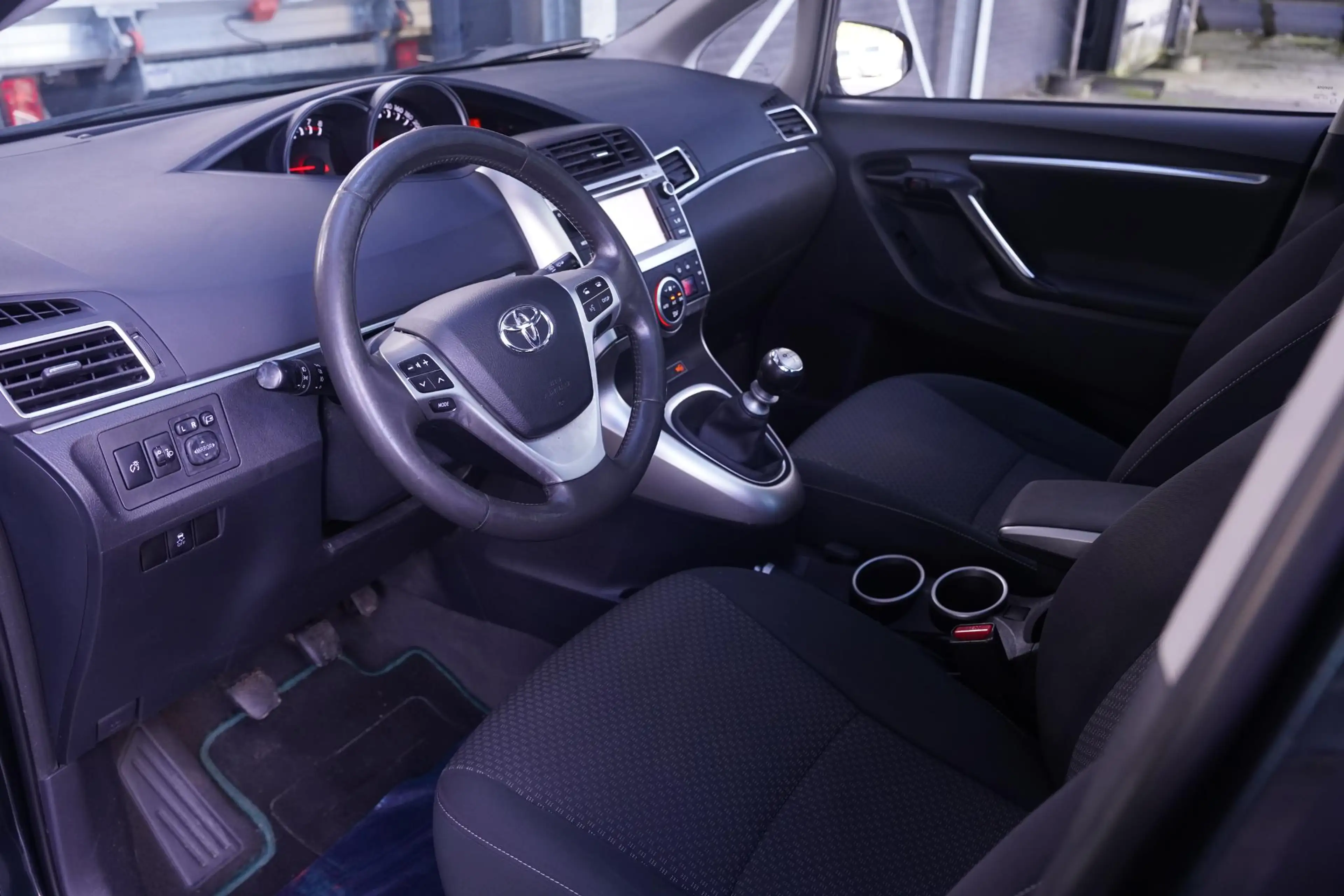 Toyota Verso 1.6 VVT-i Business Camera private-glas trekhaak 16 — photo 34
