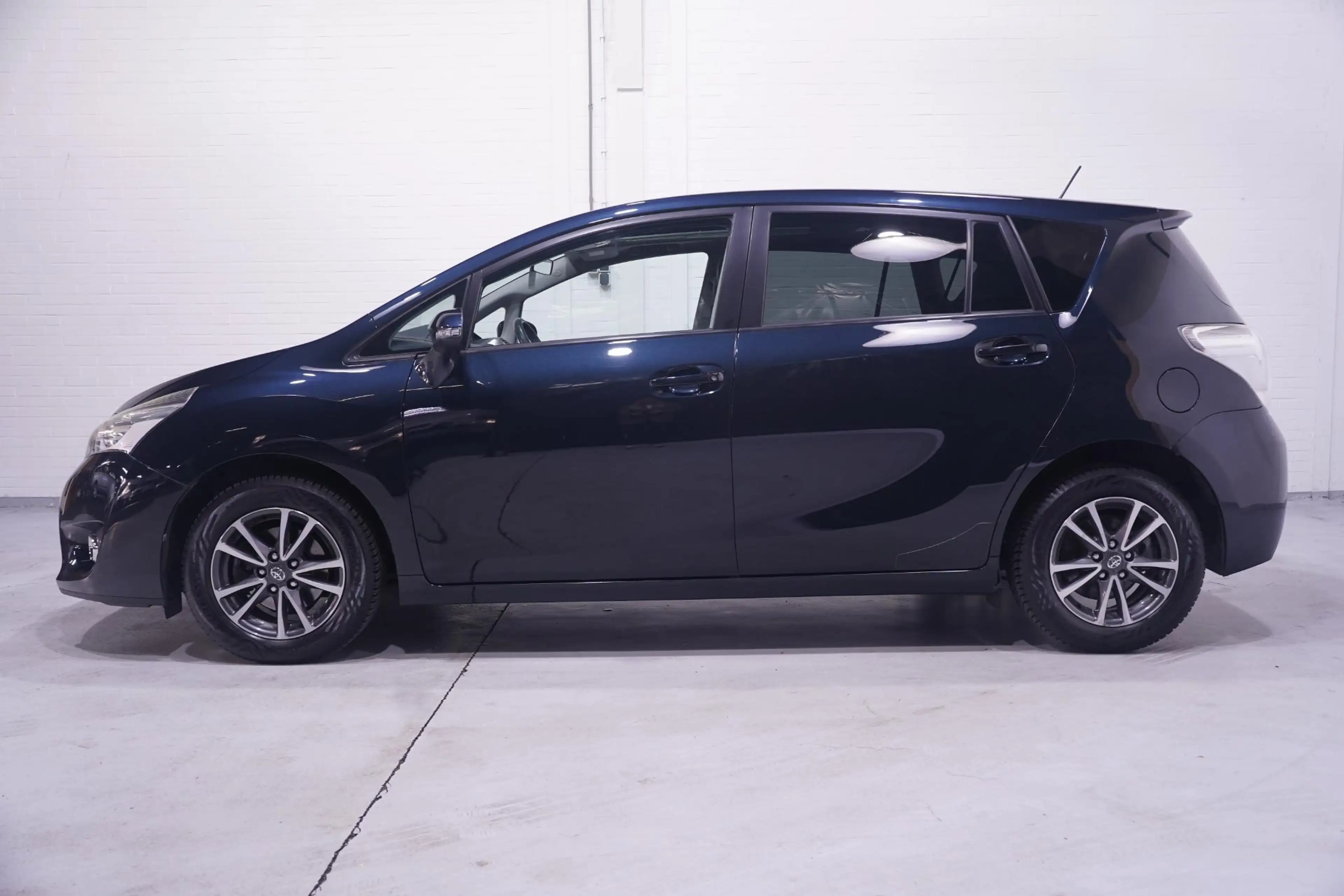 Toyota Verso 1.6 VVT-i Business Camera private-glas trekhaak 16 — photo 8
