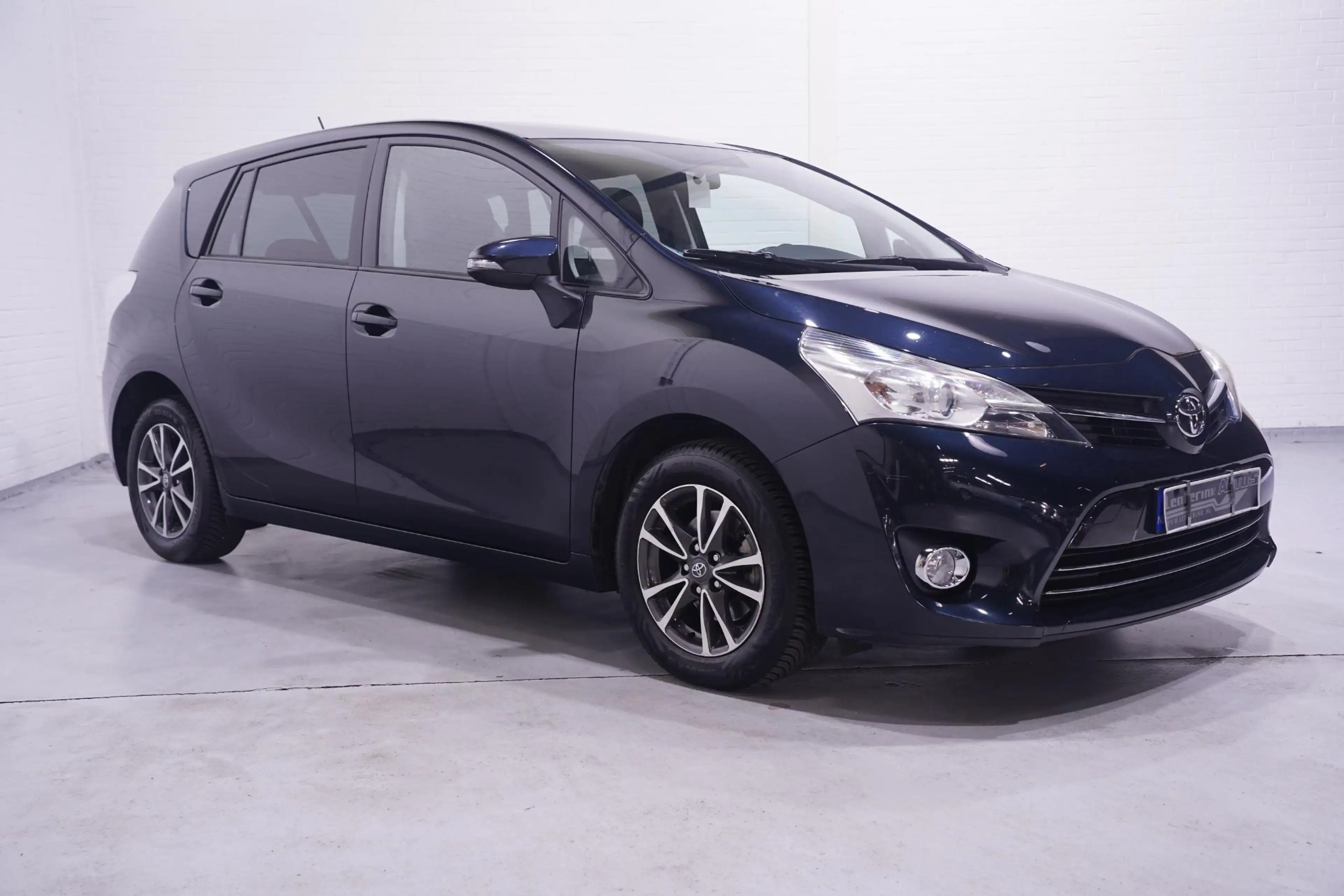 Toyota Verso 1.6 VVT-i Business Camera private-glas trekhaak 16 — photo 3