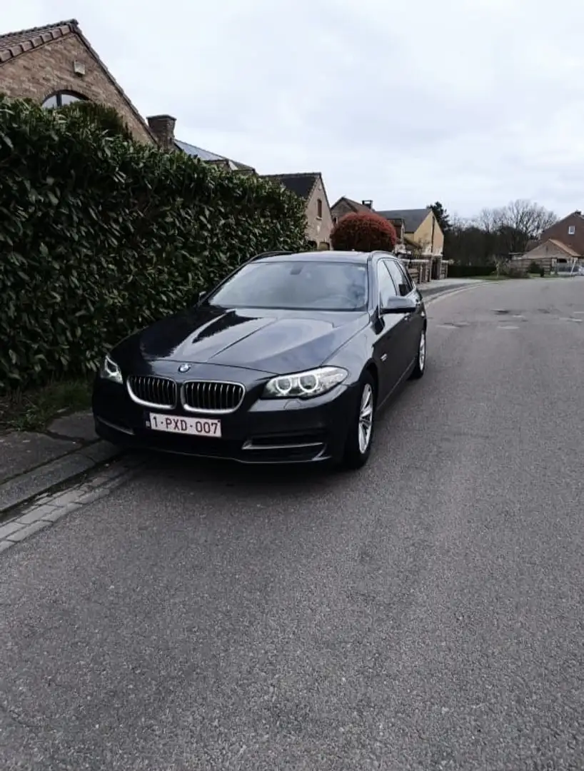 BMW 520 520d Euro 6B - 1
