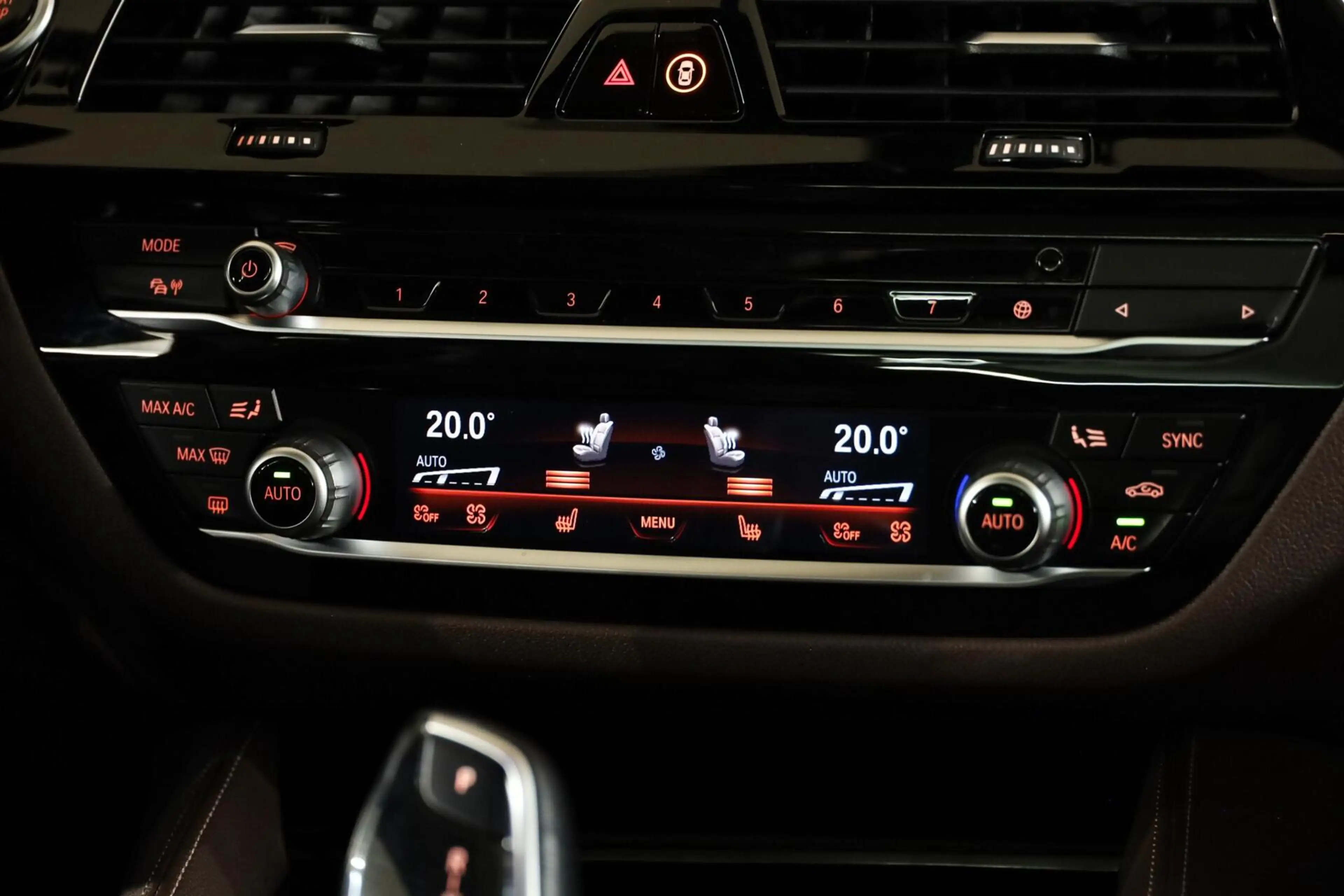 BMW 530 5-serie Touring 530e Business Edition Plus — photo 18