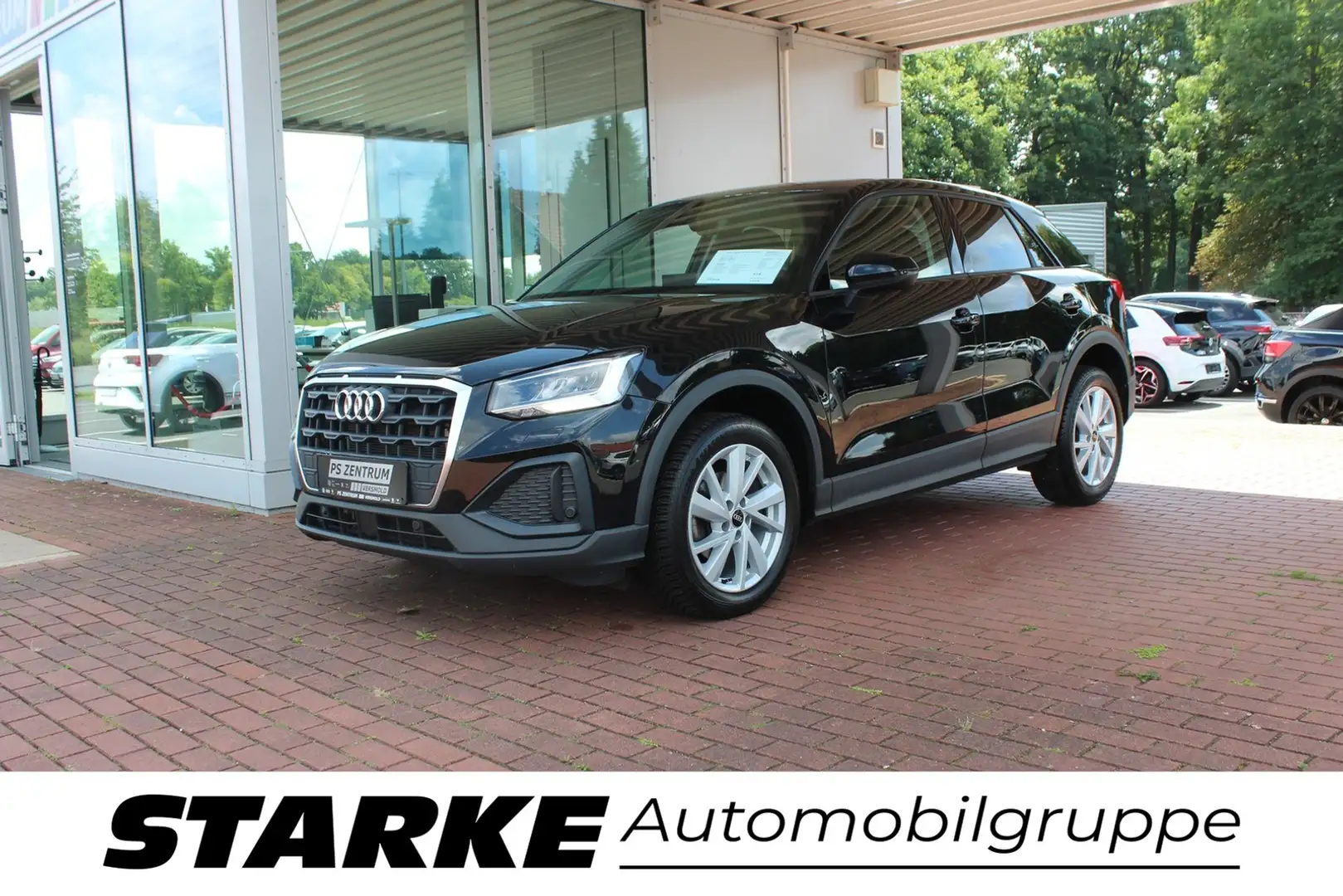 Audi Q2 1.5 TFSI S-tronic Schwarz - 2