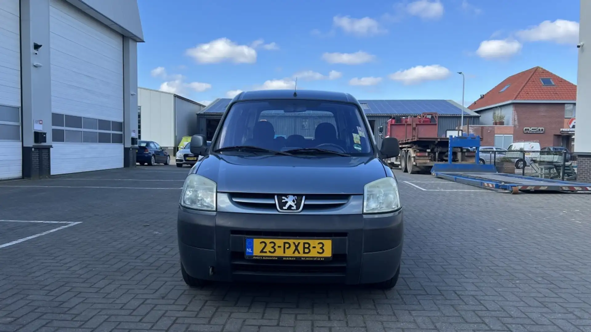 Peugeot Partner MPV 1.4 XR Grijs - 2