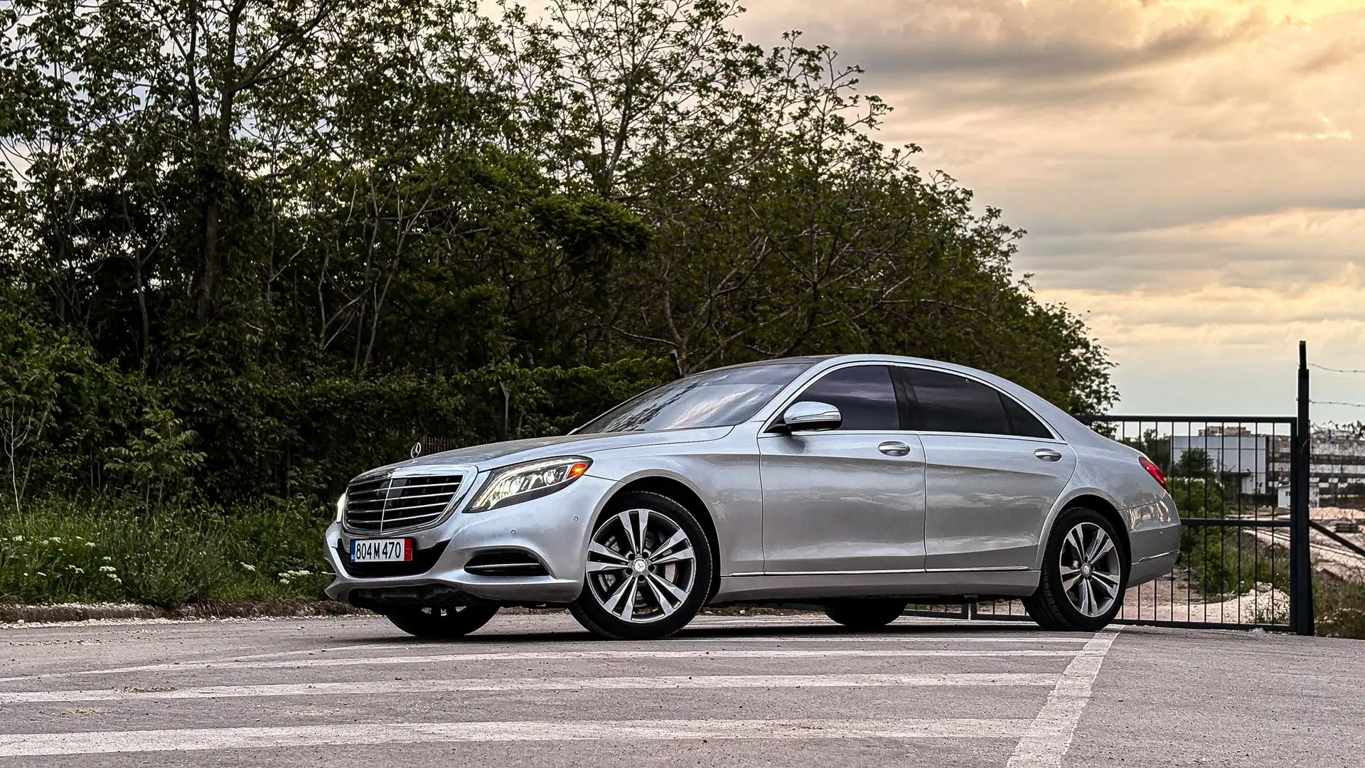 Mercedes-Benz S 550 Burmester distronic massage long full panorama V8 Grau - 1