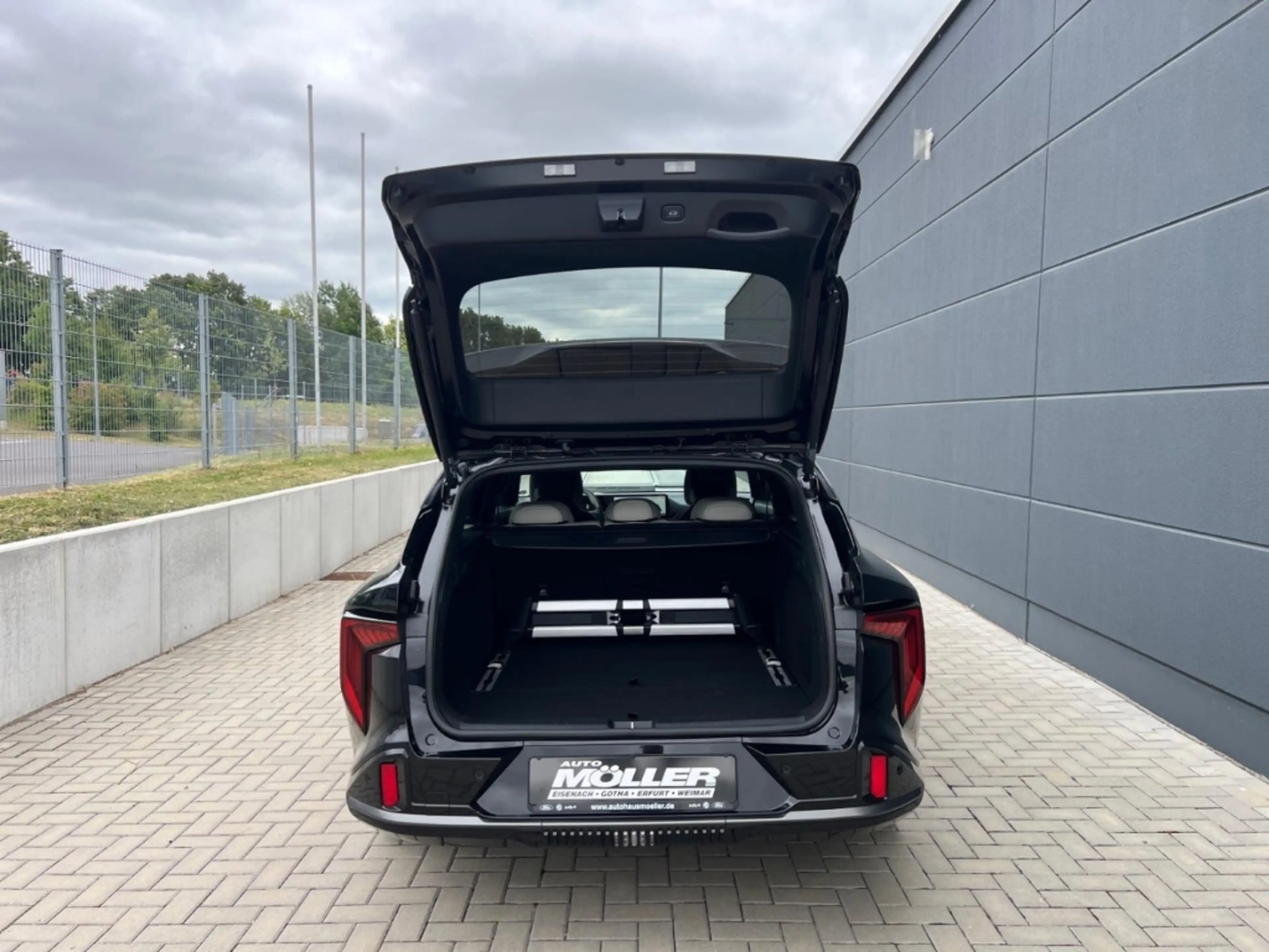 Kia K4 SW 1.6T GT-Line DCT7 Glasdach 360°Kamera Head-Up L — photo 12