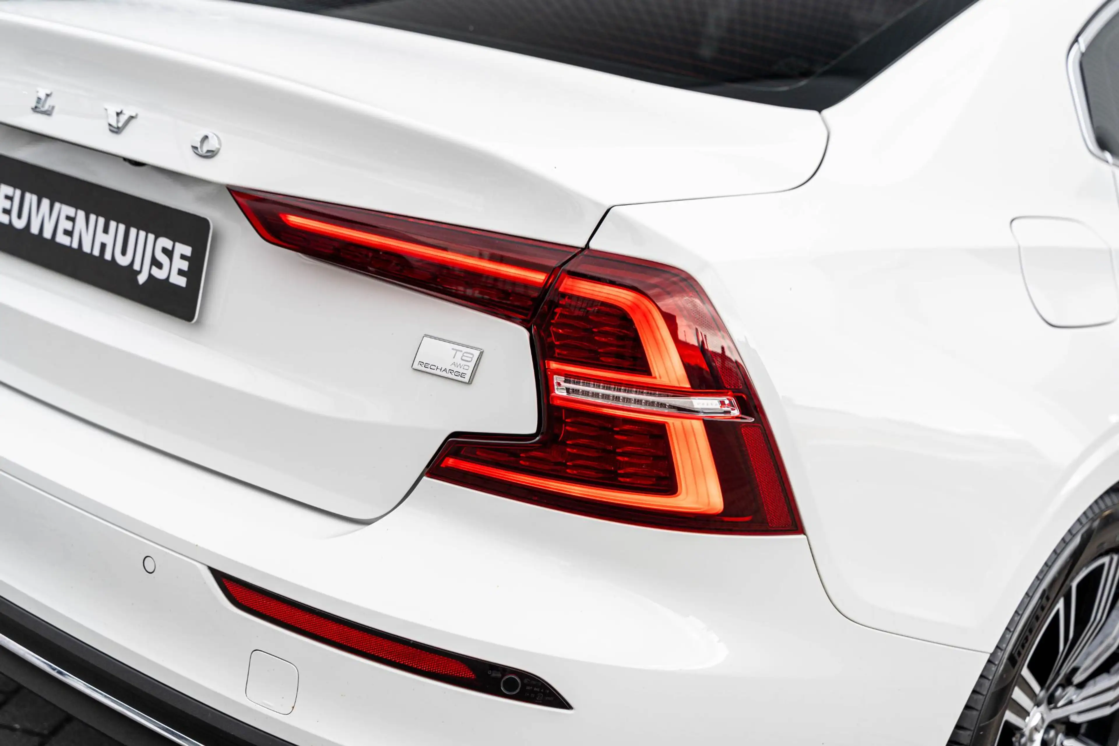 Volvo S60 2.0 Recharge T8 AWD Inscription | Adaptieve Cruise — photo 10
