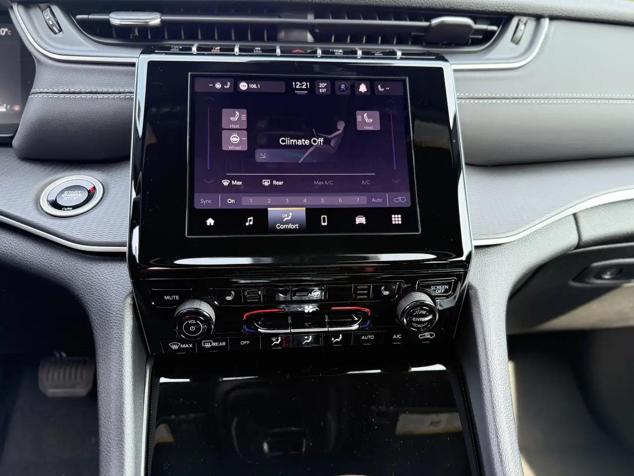 Jeep Grand Cherokee снимка Jeep Grand Cherokee
