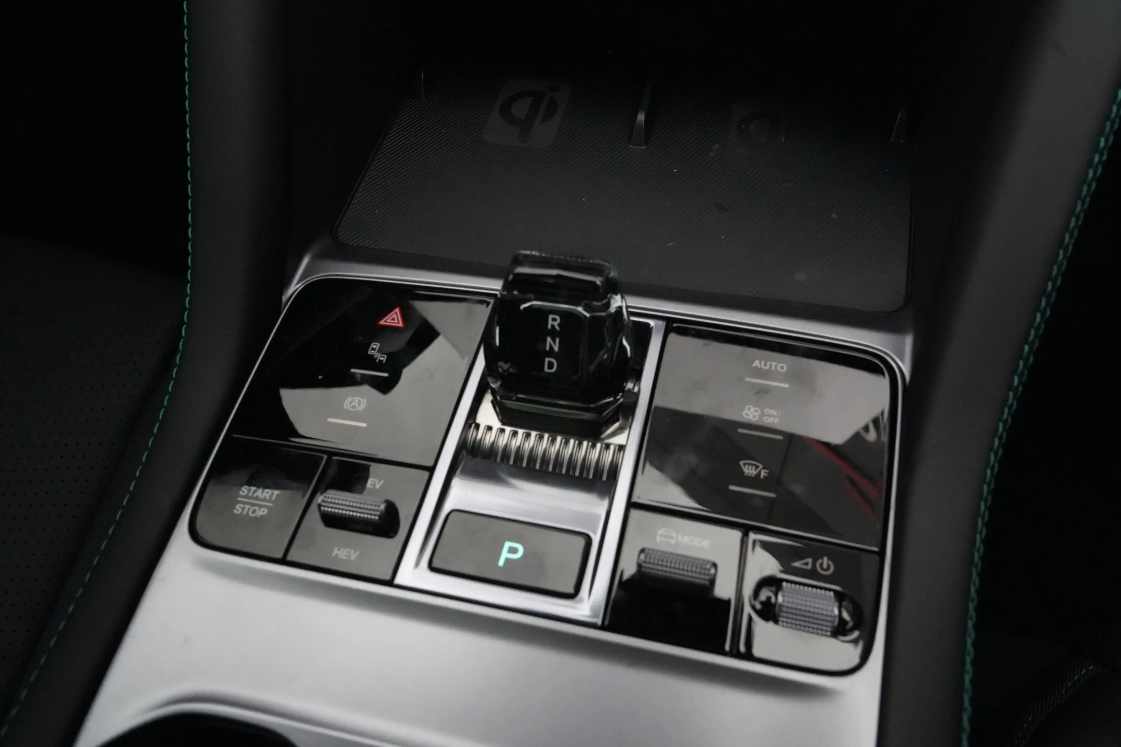BYD Seal U 1.5 DM-i PHEV FWD Boost 218pk Panoramdak/Stoelverw — photo 14