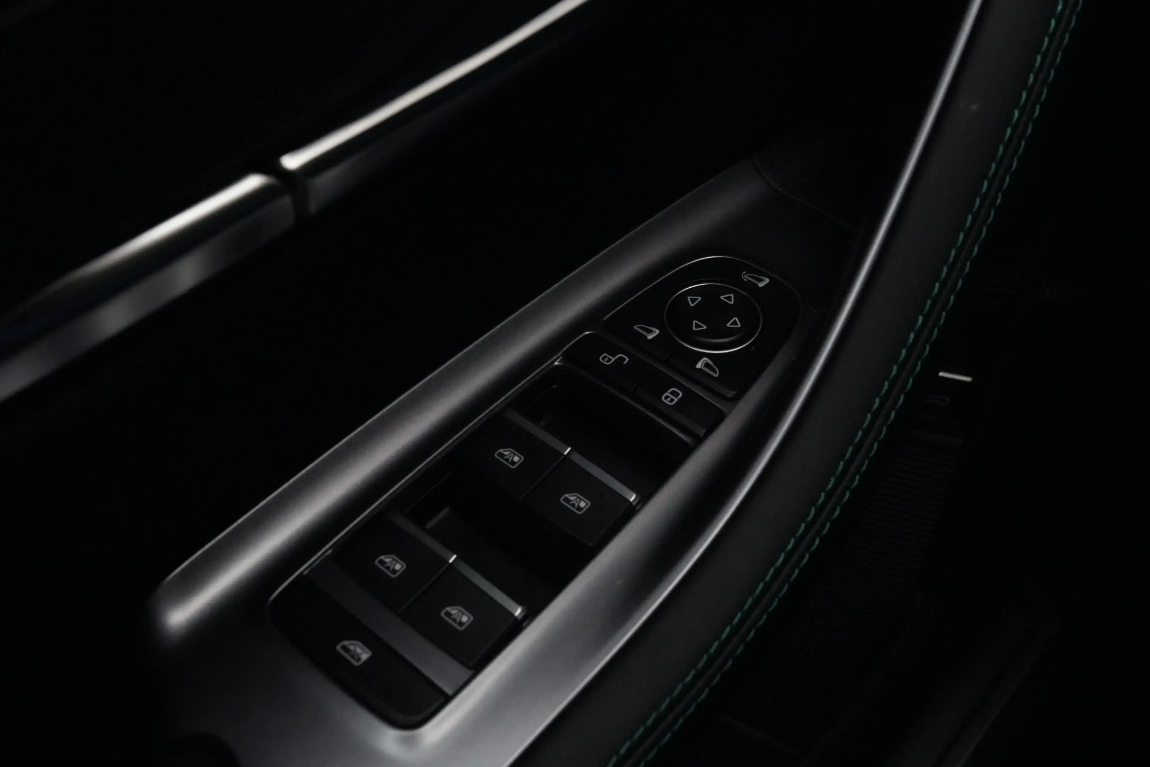 BYD Seal U 1.5 DM-i PHEV FWD Boost 218pk Panoramdak/Stoelverw — photo 25