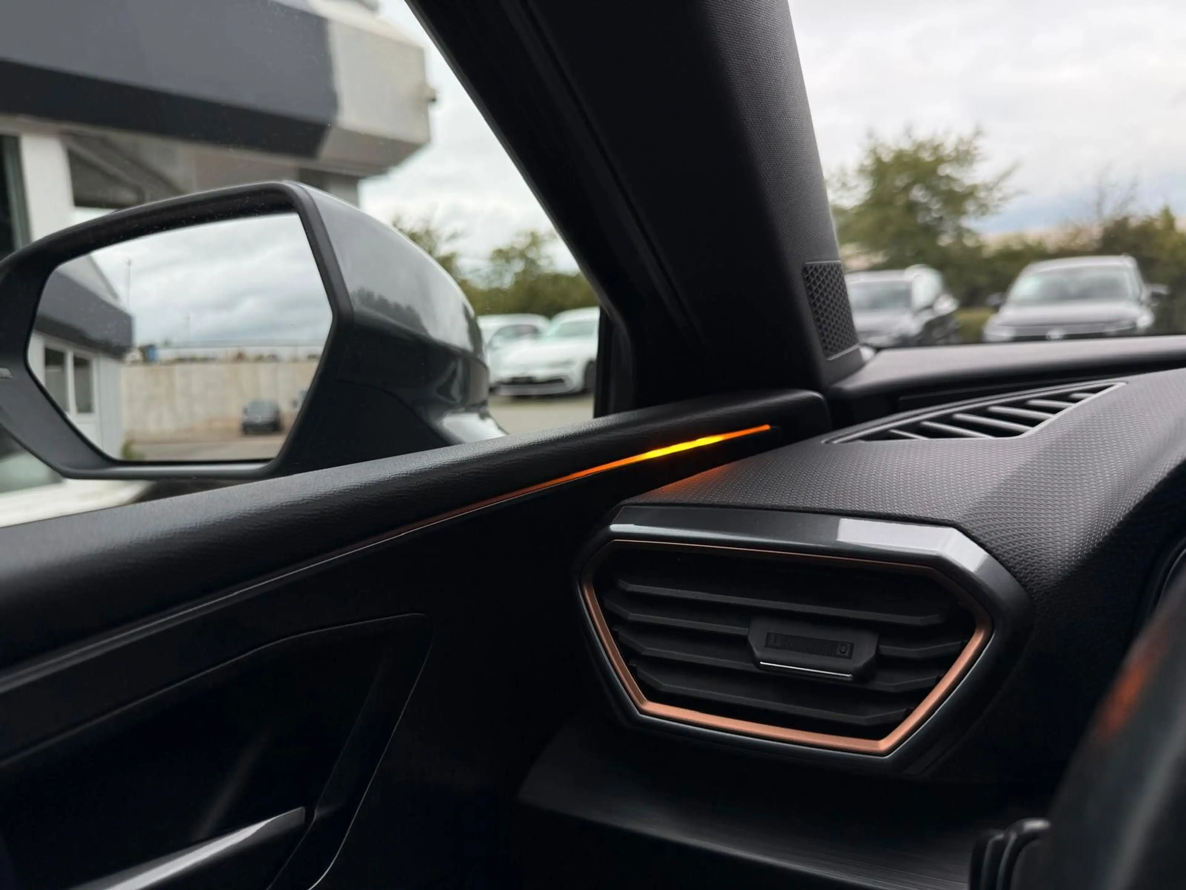 CUPRA Leon Basis * KAMERA * MATRIX-LED * AMBIENTE* — photo 15
