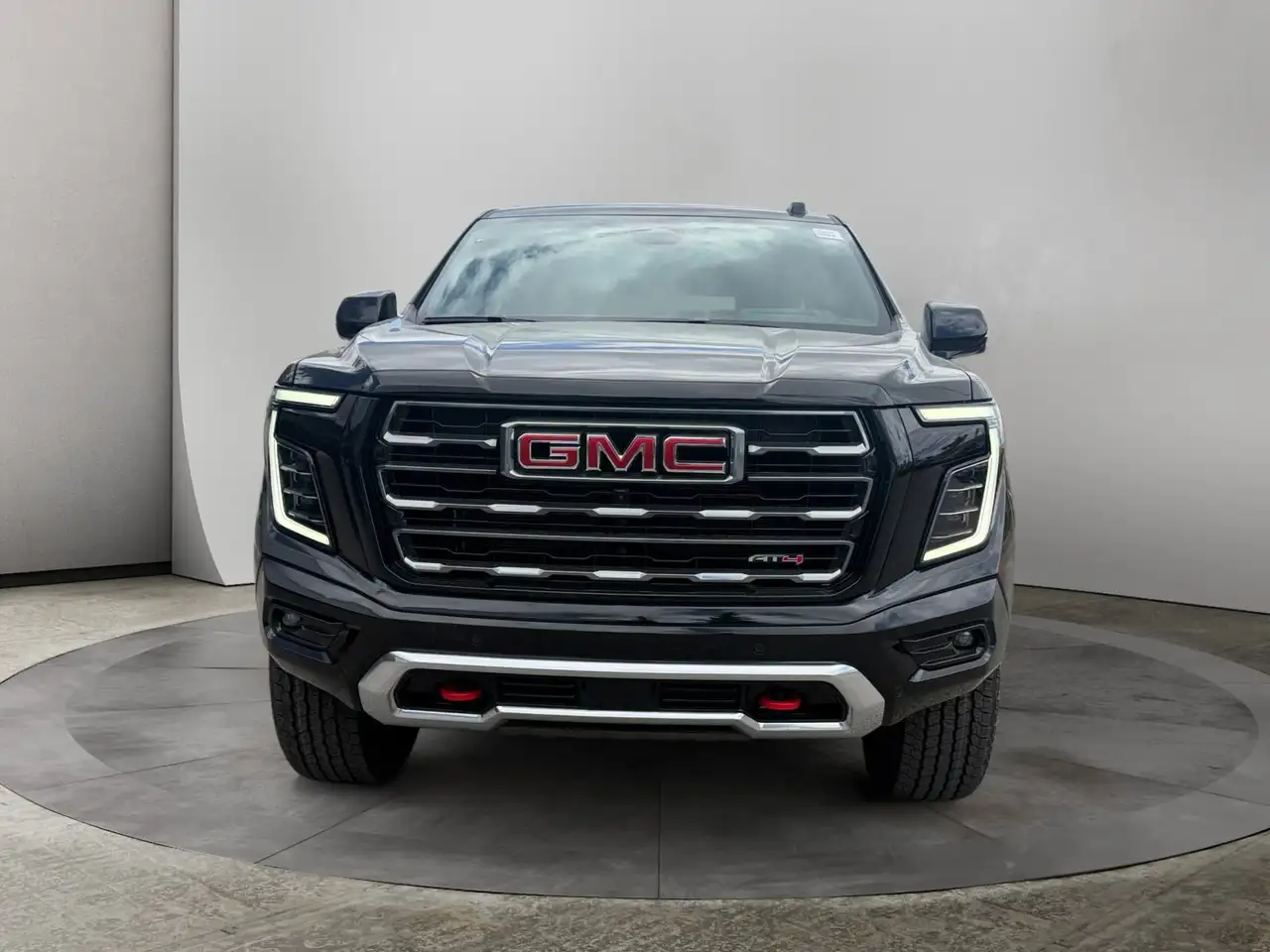 GMC Yukon photo GMC Yukon