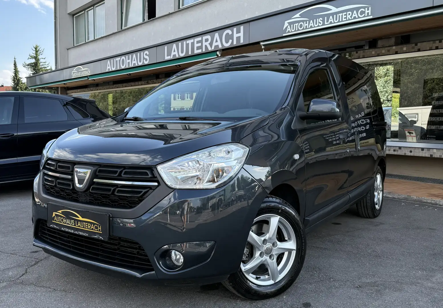 Dacia Dokker Comfort *ANHÄNGERKUPPLUNG* 2.HAND* Grau - 1