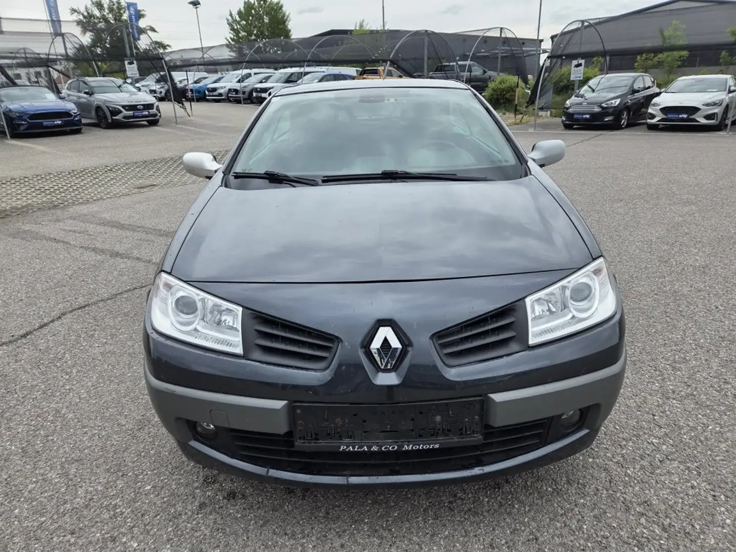 Renault Megane Cabrio Grau - 2