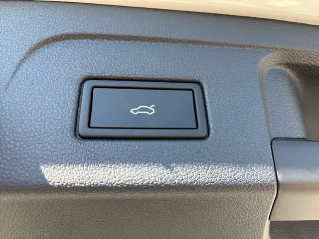 Volkswagen Touran view 14