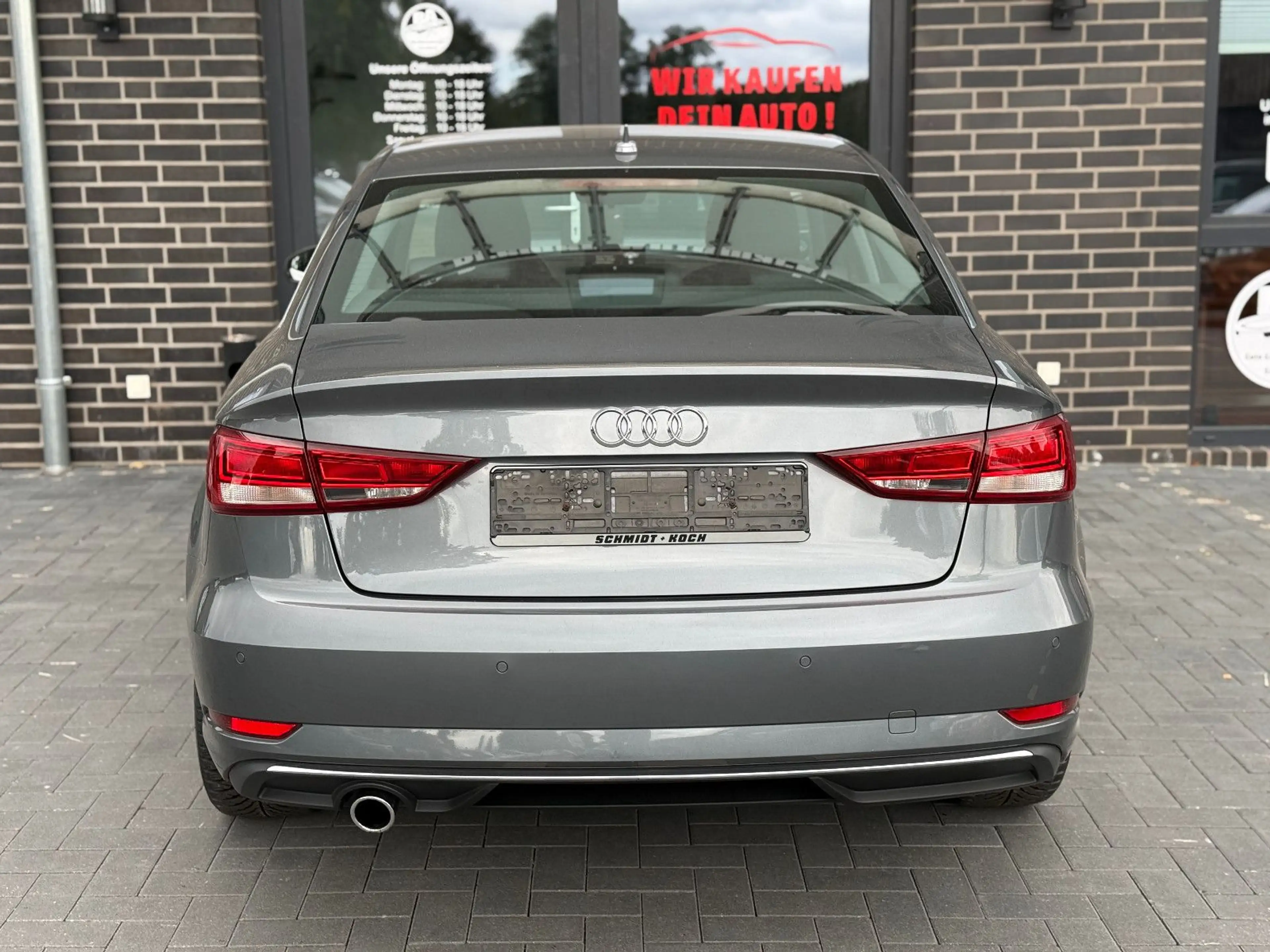 Audi A3 Limousine design*Automatik*Bi-Xenon*PDC*SHZ* — photo 7