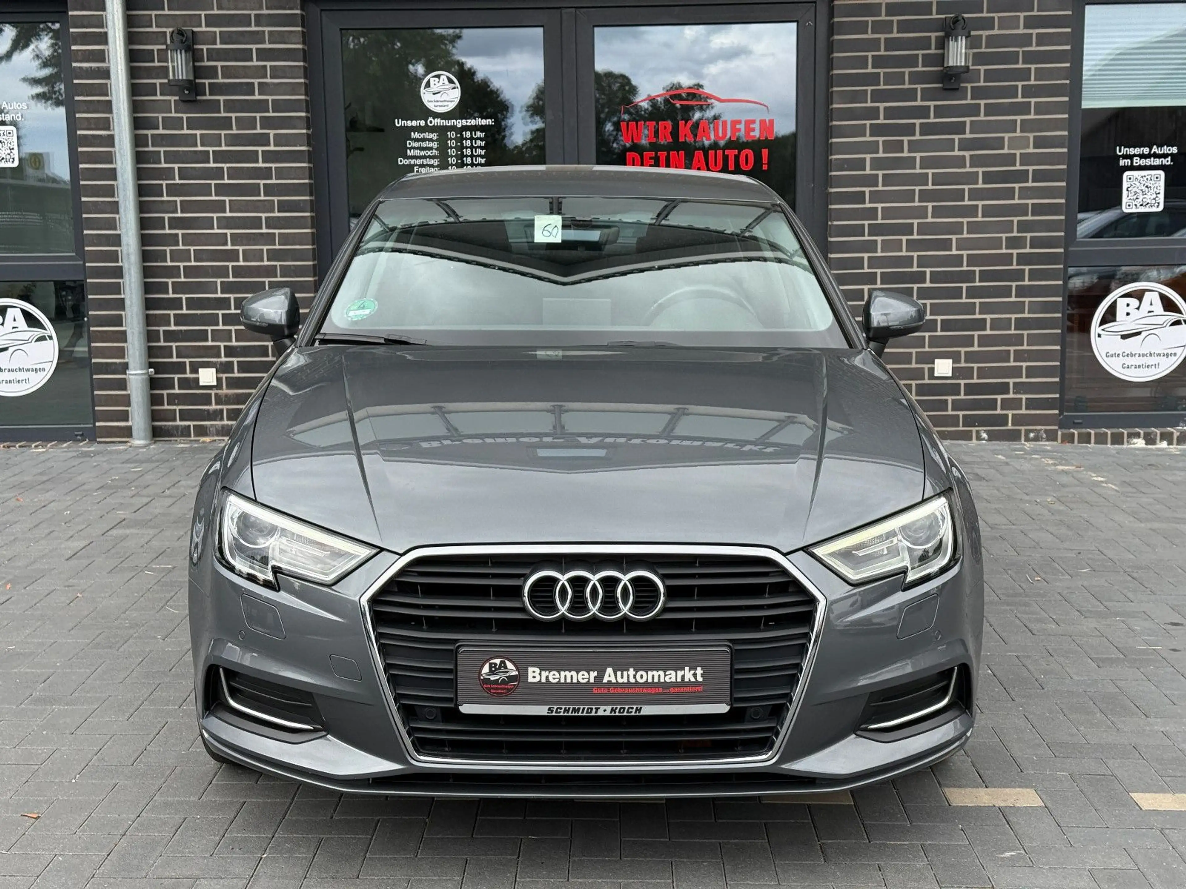 Audi A3 Limousine design*Automatik*Bi-Xenon*PDC*SHZ* — photo 2