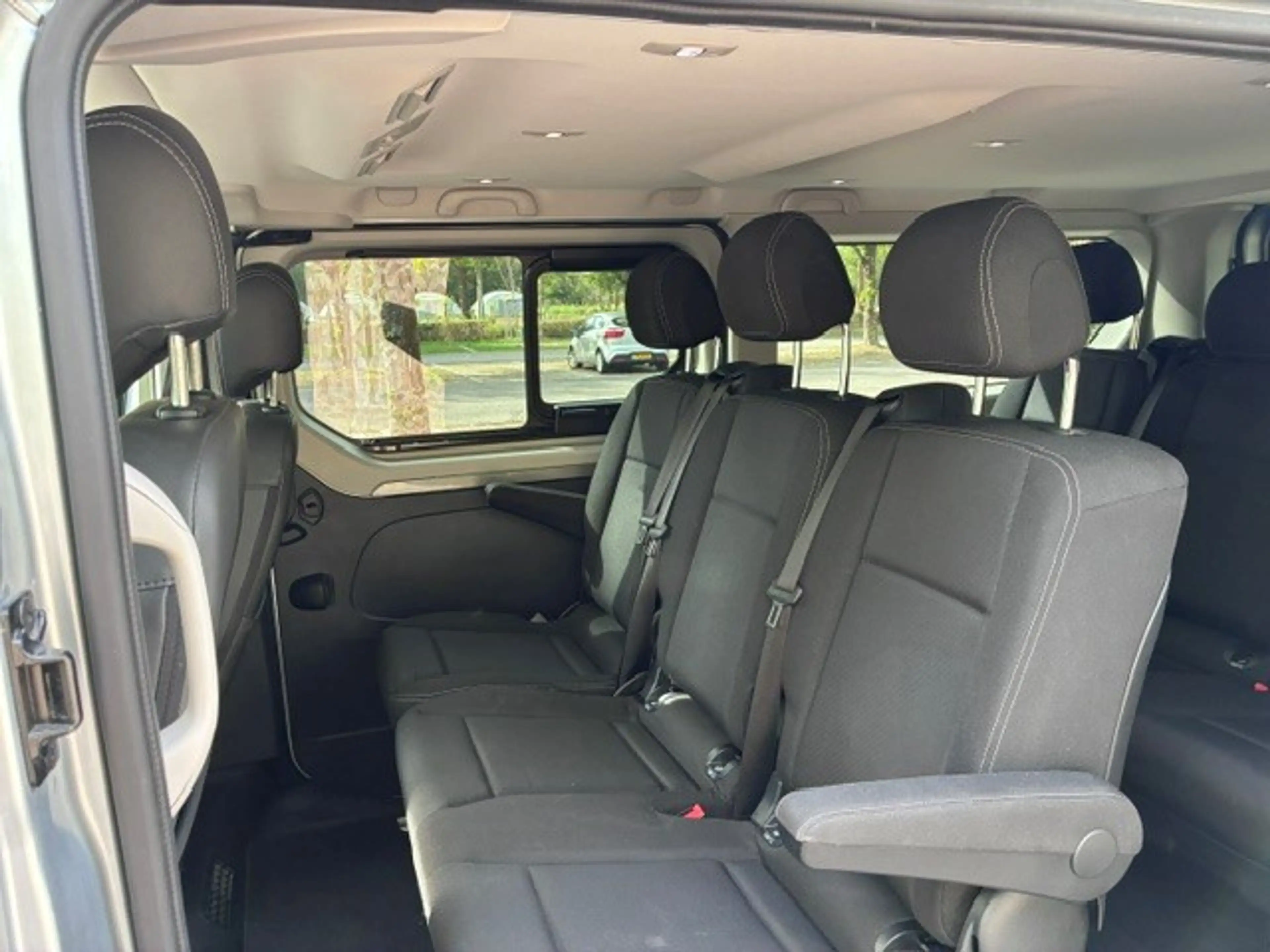 Renault Trafic Grand Passenger Intens Blue dci 170 AUTO — photo 7