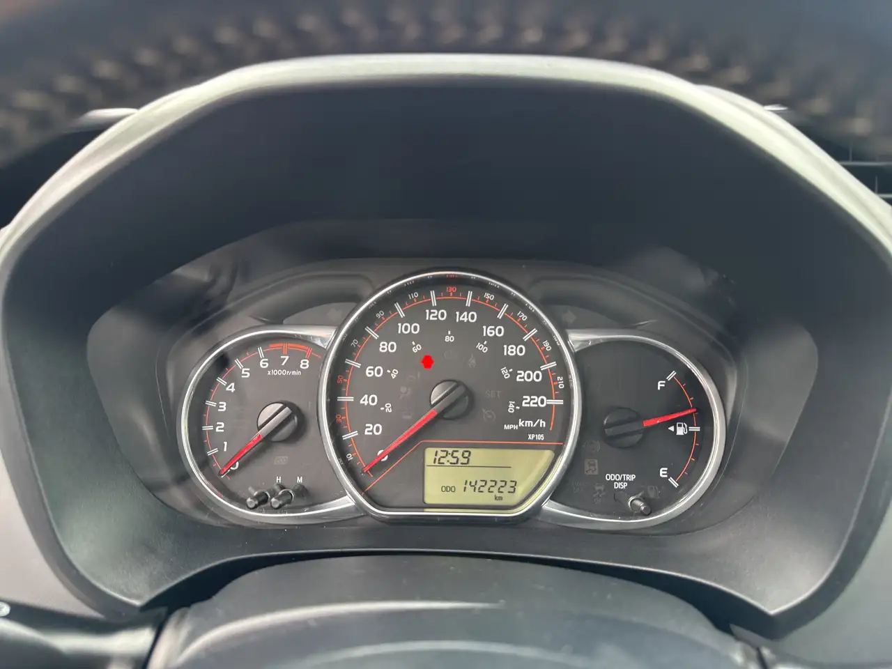 Toyota Yaris снимка Toyota Yaris
