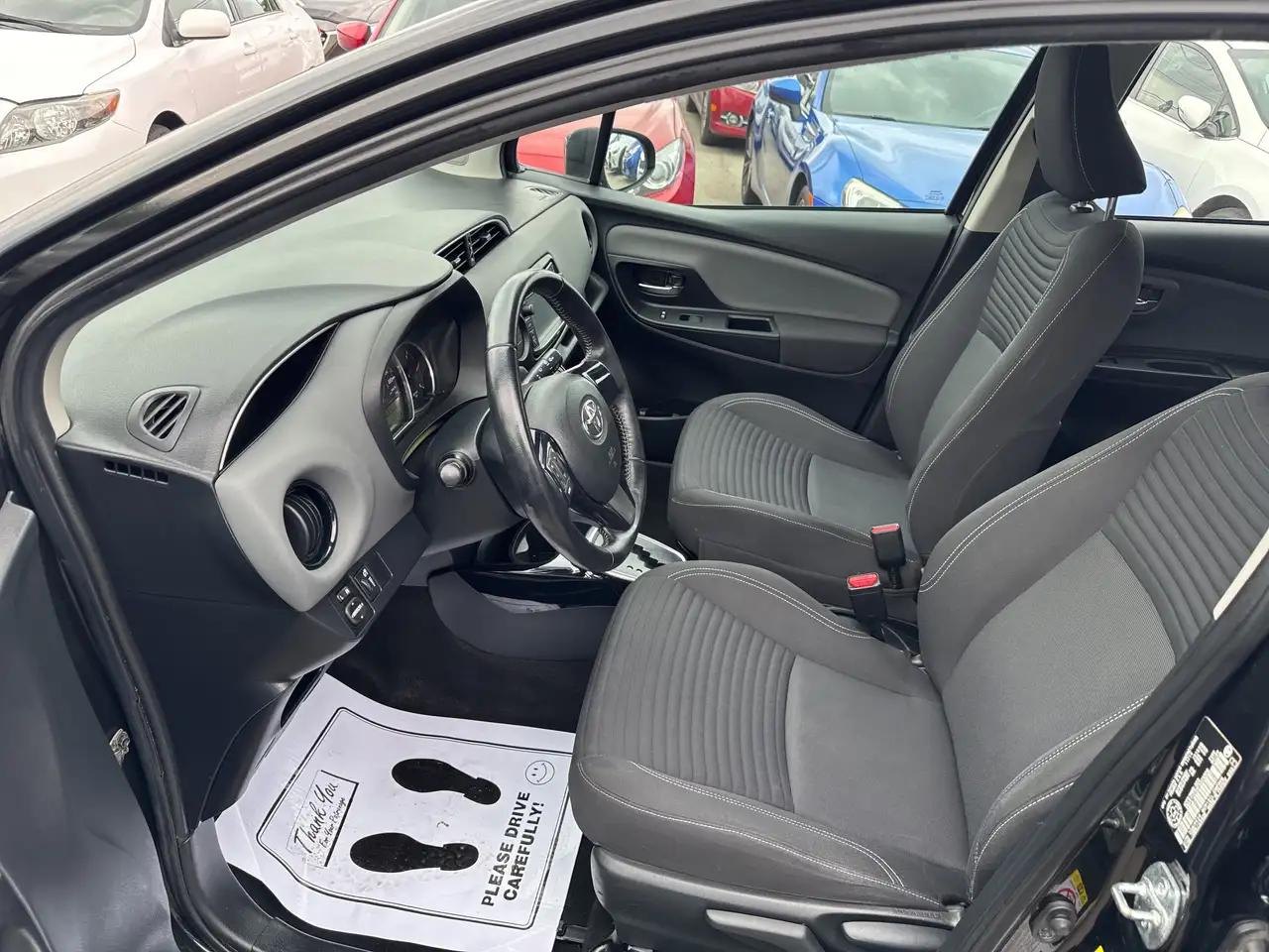 Toyota Yaris снимка Toyota Yaris