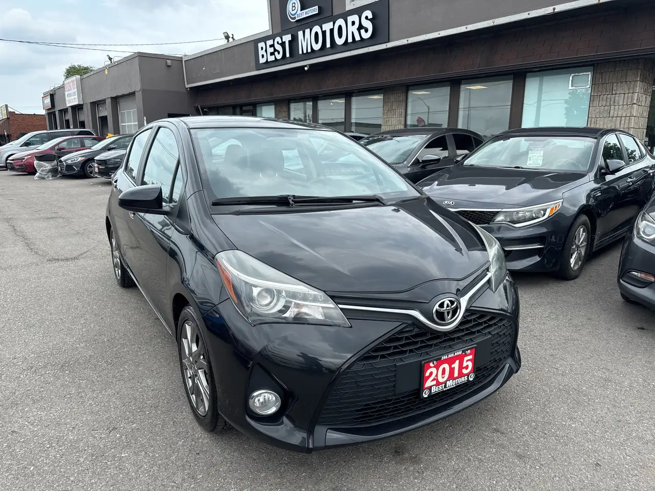Toyota Yaris снимка Toyota Yaris