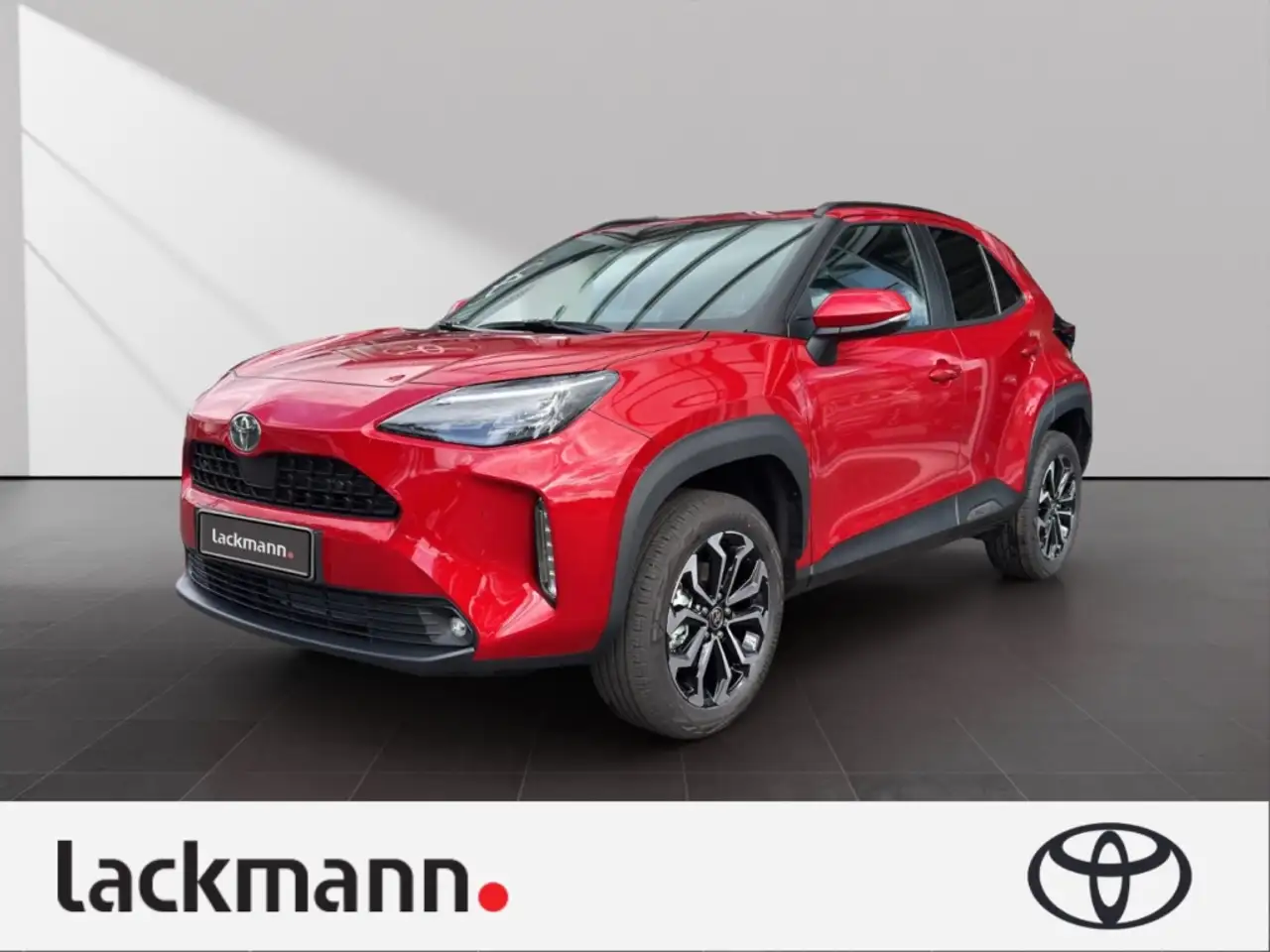 Toyota Yaris Cross AWD-i Hybrid Teamplayer Safety-Paket Winter-Paket — photo 1 of 21