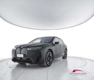 xDrive40 Pacchetto Sportivo
