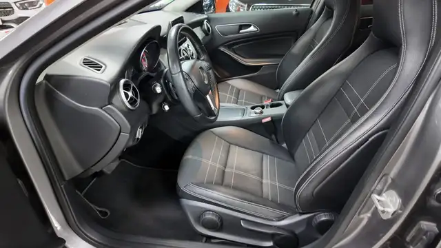 Mercedes-Benz Gla view 17