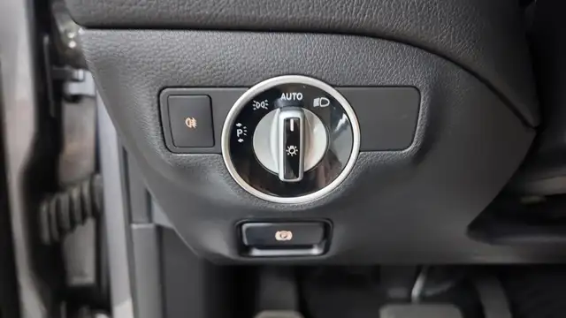 Mercedes-Benz Gla view 20