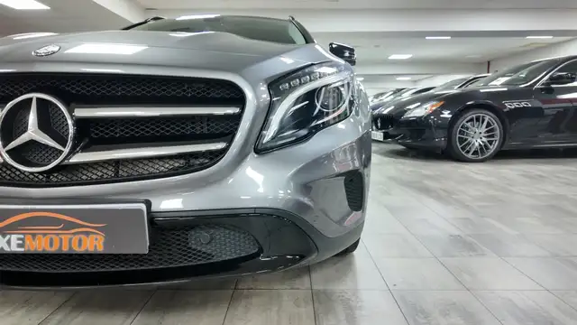 Mercedes-Benz Gla view 9