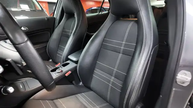 Mercedes-Benz Gla view 18