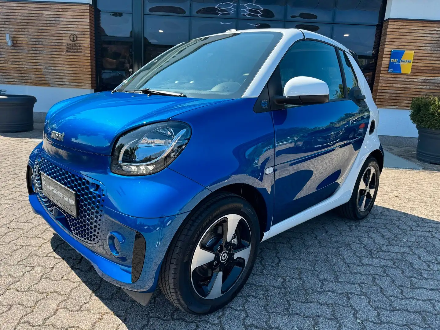 smart forTwo cabrio electric drive / EQ Weiß - 2