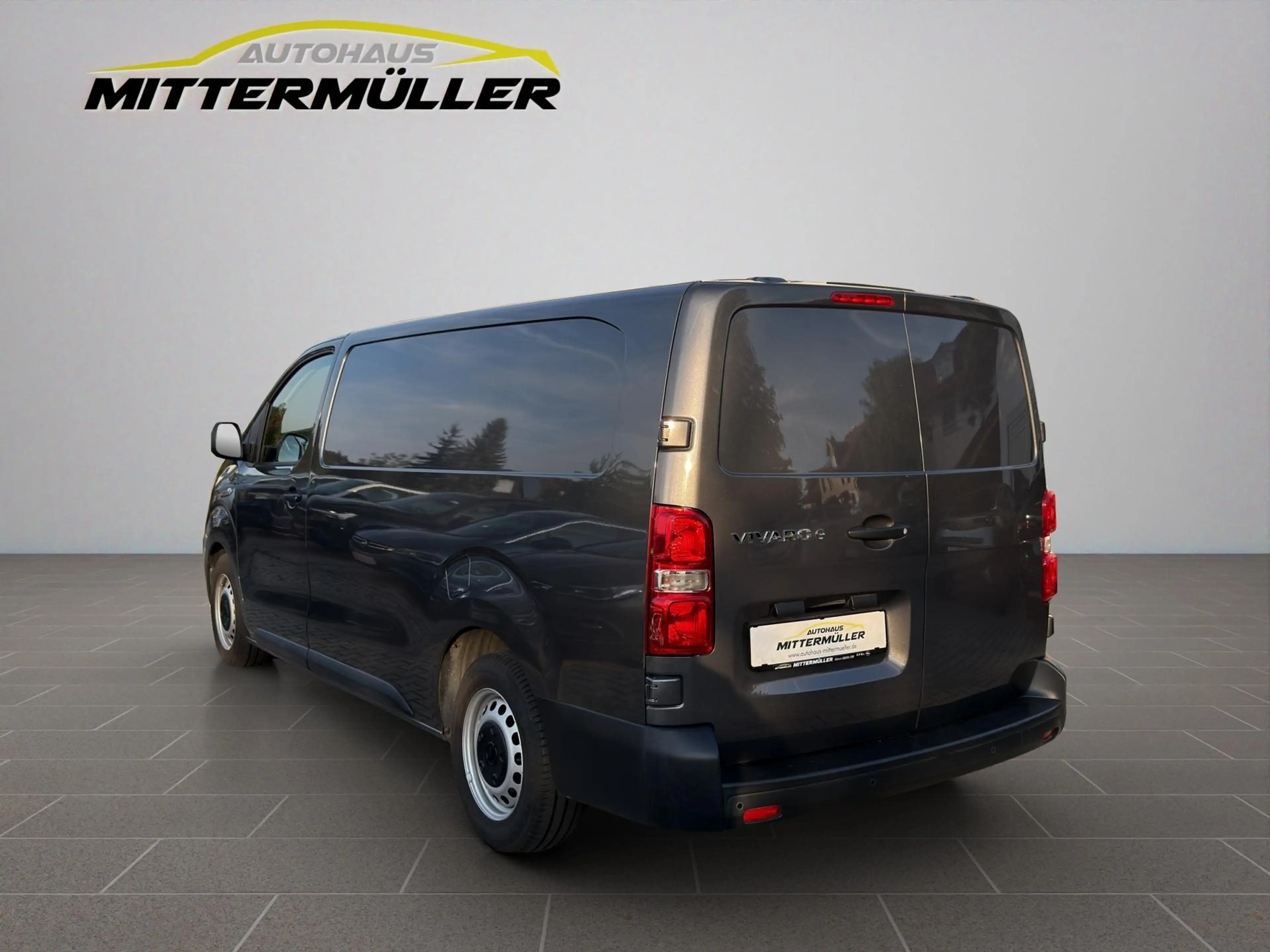 Opel Vivaro Kasten e L Edition 75KWh Batt Navi — photo 10