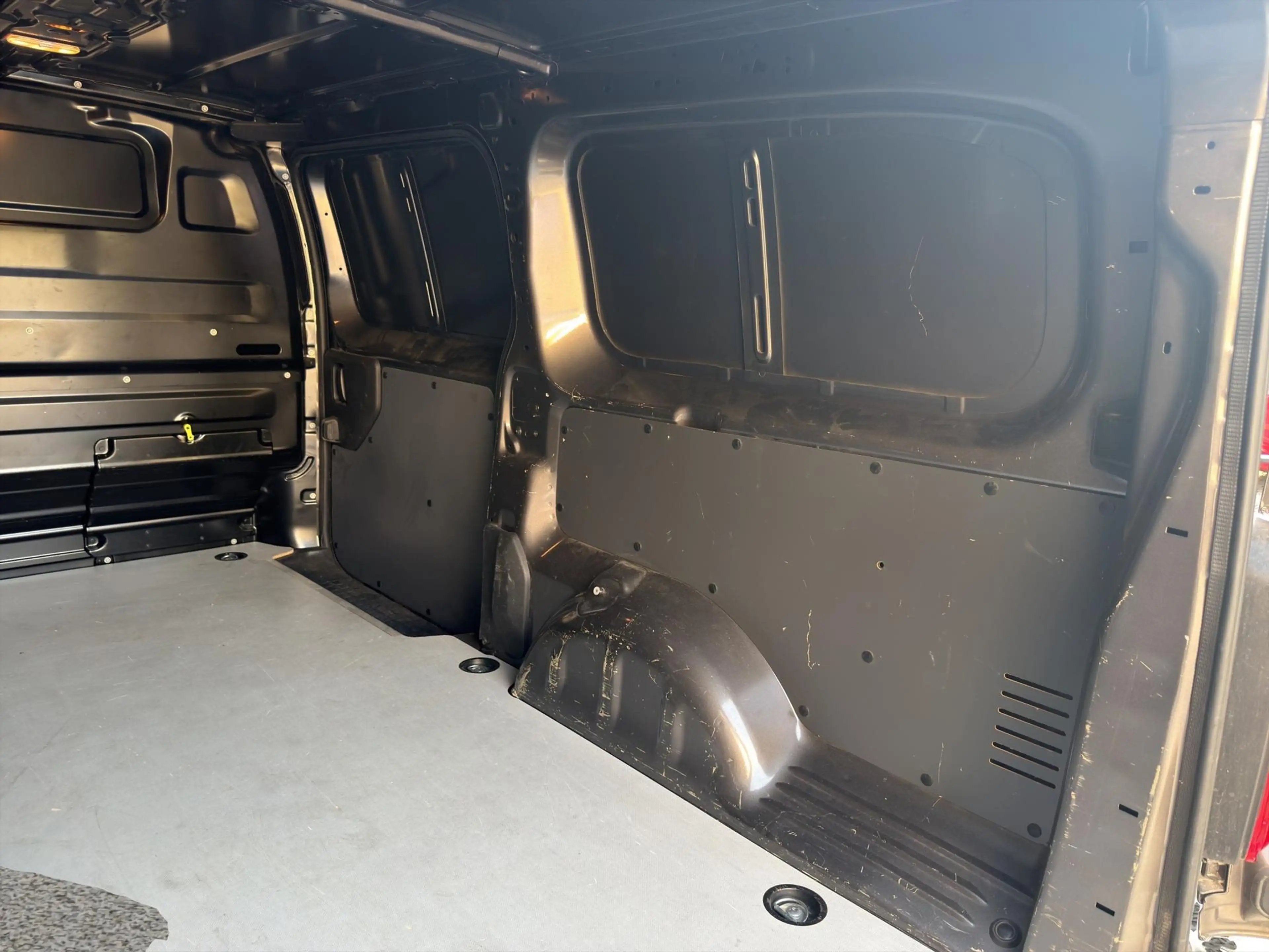 Opel Vivaro Kasten e L Edition 75KWh Batt Navi — photo 14