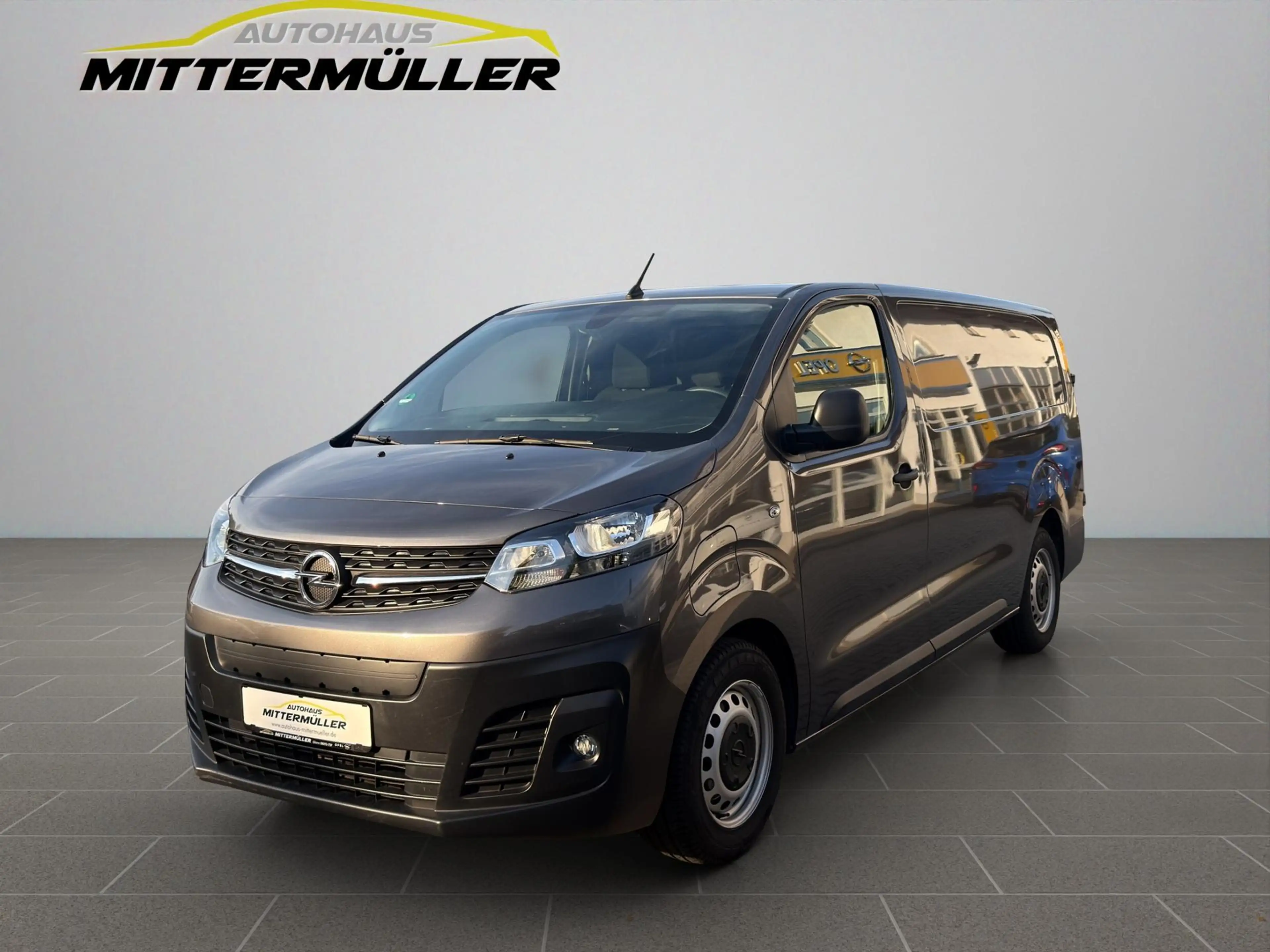 Opel Vivaro Kasten e L Edition 75KWh Batt Navi — photo 7