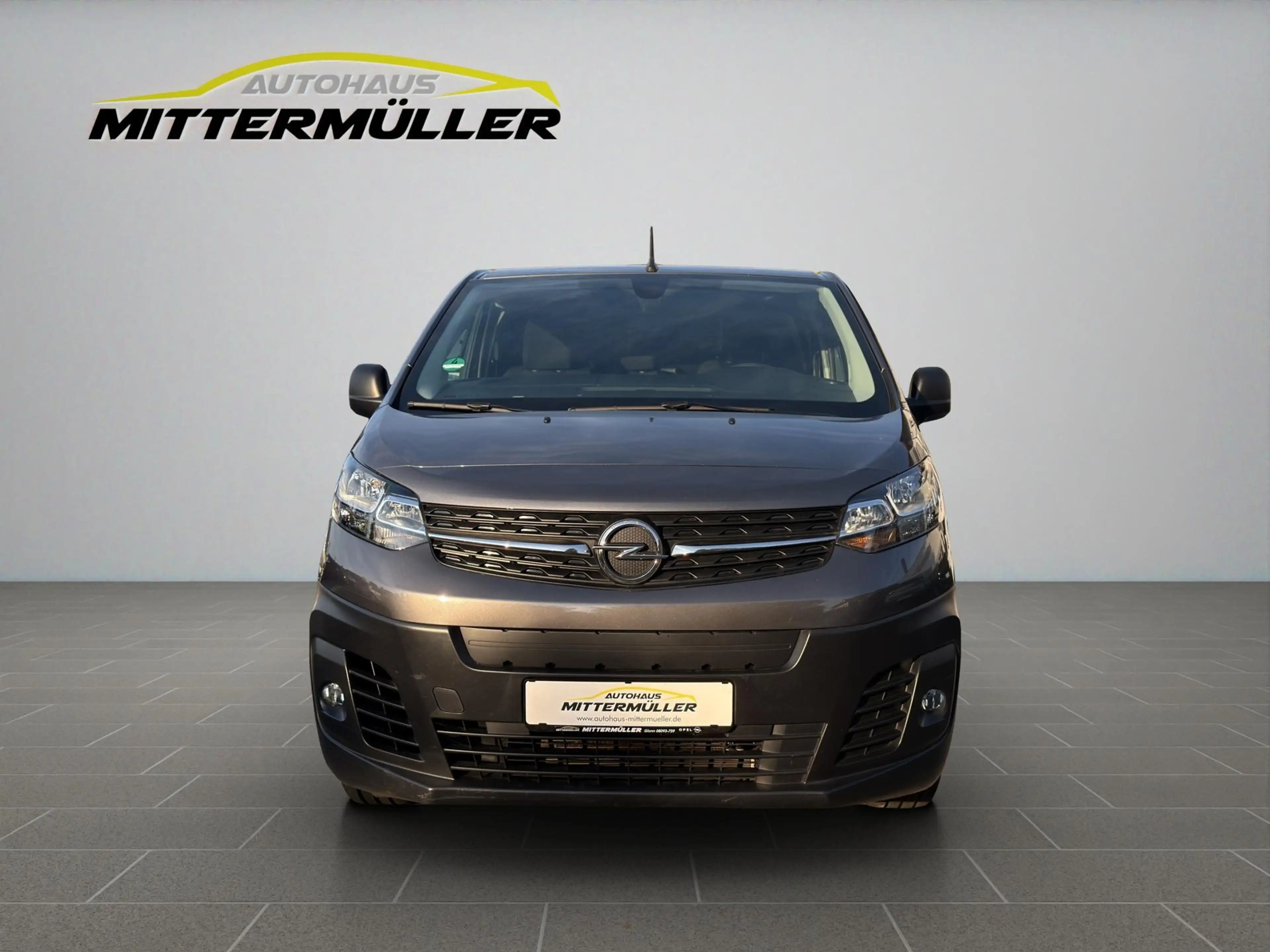 Opel Vivaro Kasten e L Edition 75KWh Batt Navi — photo 6