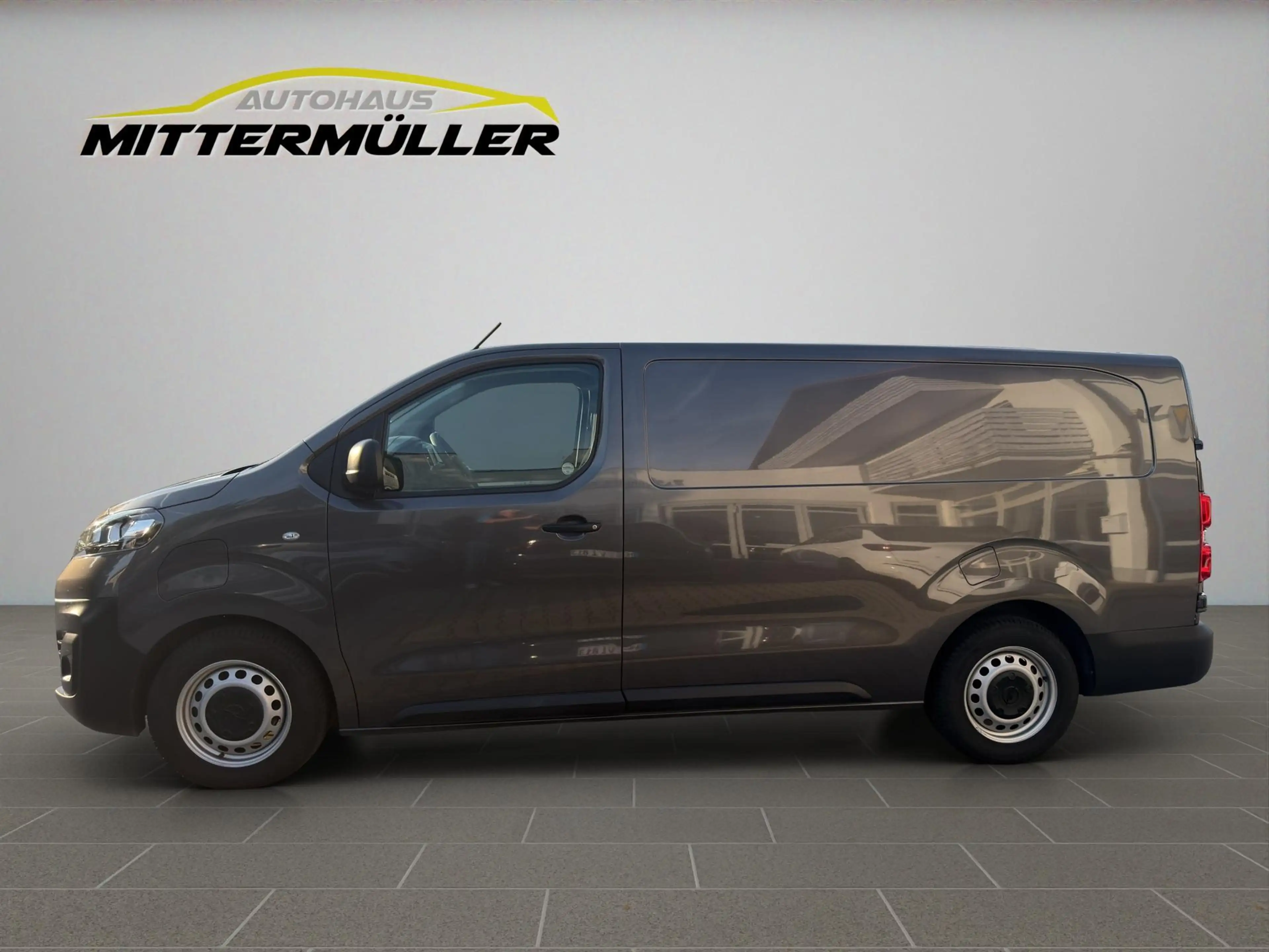 Opel Vivaro Kasten e L Edition 75KWh Batt Navi — photo 9