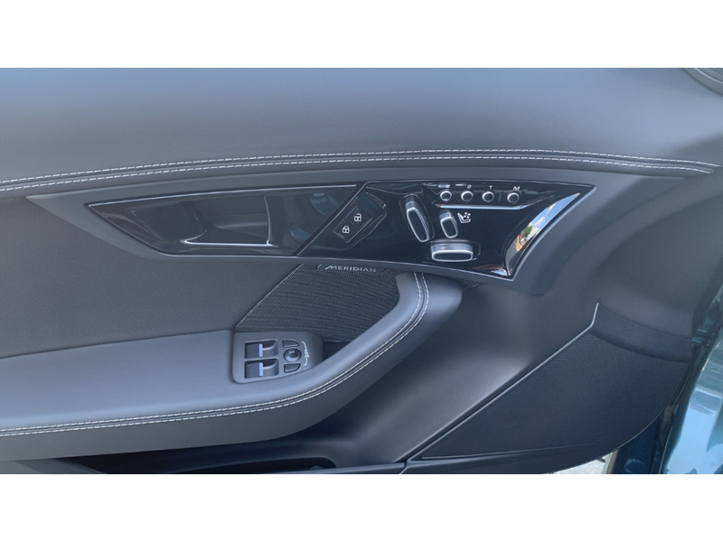 Jaguar F-Type P575 R75 AWD SOUND-TASTE+PIXEL-LED+LMF — photo 20