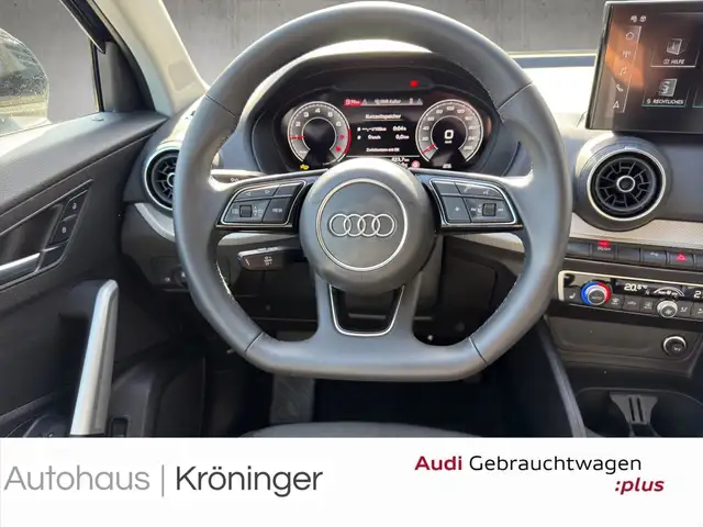 Audi Q2 view 11
