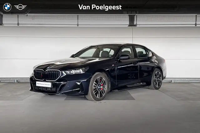BMW 550 5 Serie Sedan 550e xDrive M-Sport