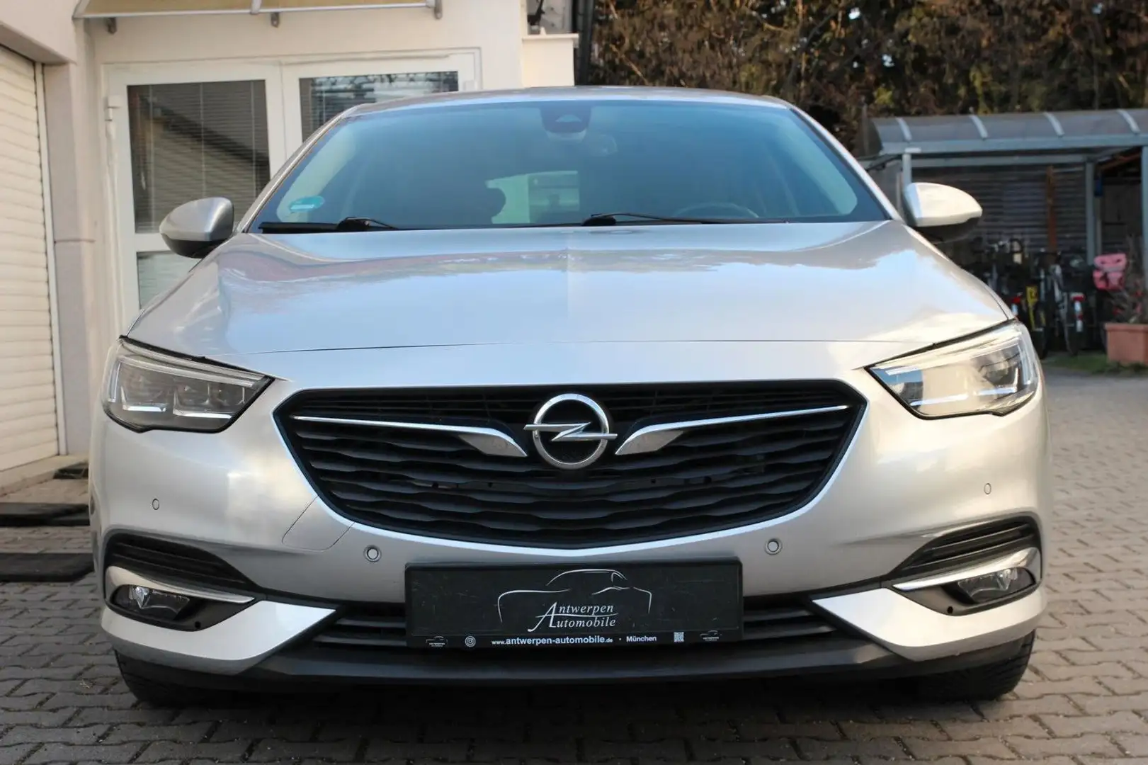 Opel Insignia *Grand*Sport*Dynamic*LED*Navi*Automatik* Silber - 2