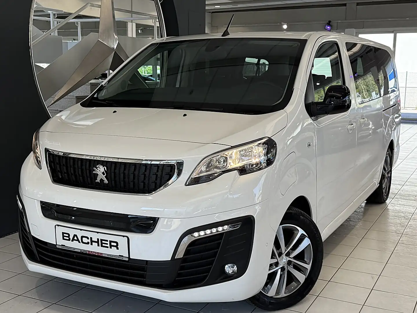 Peugeot Traveller e-Traveller Active L3 100kW Batterie 75kWh Weiß - 1