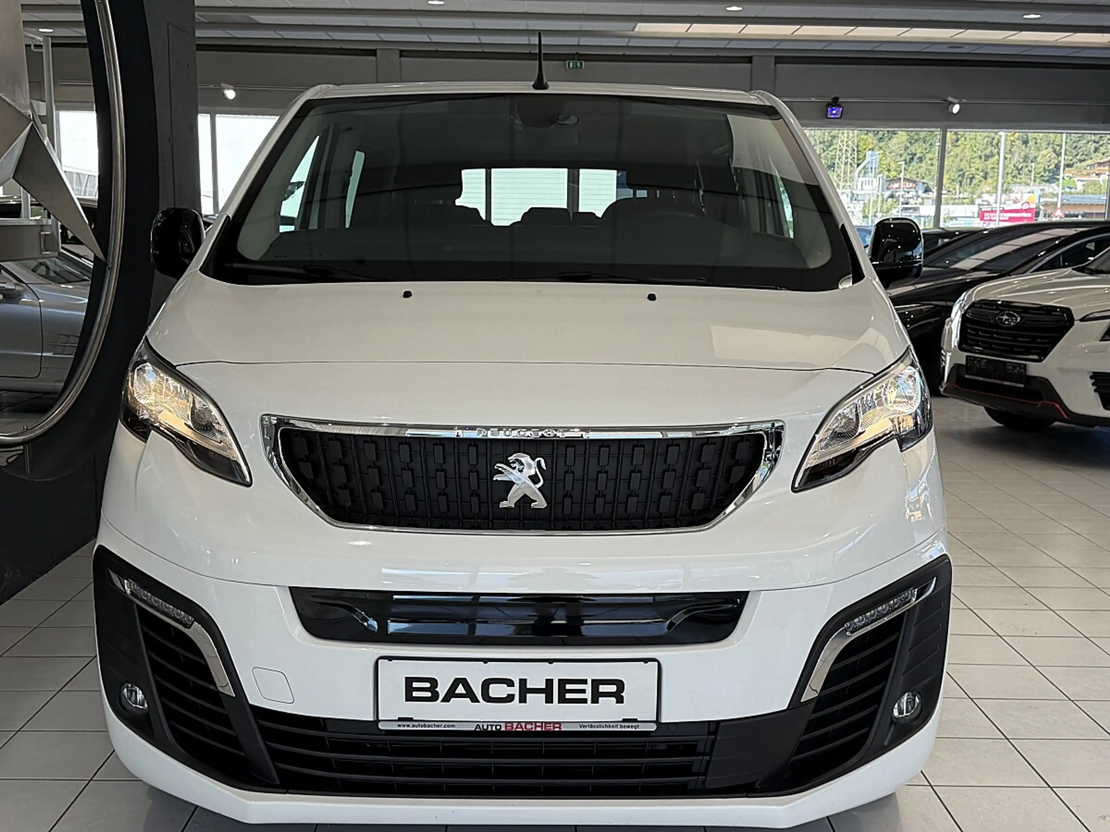 Peugeot Traveller e-Traveller Active L3 100kW Batterie 75kWh — photo 8